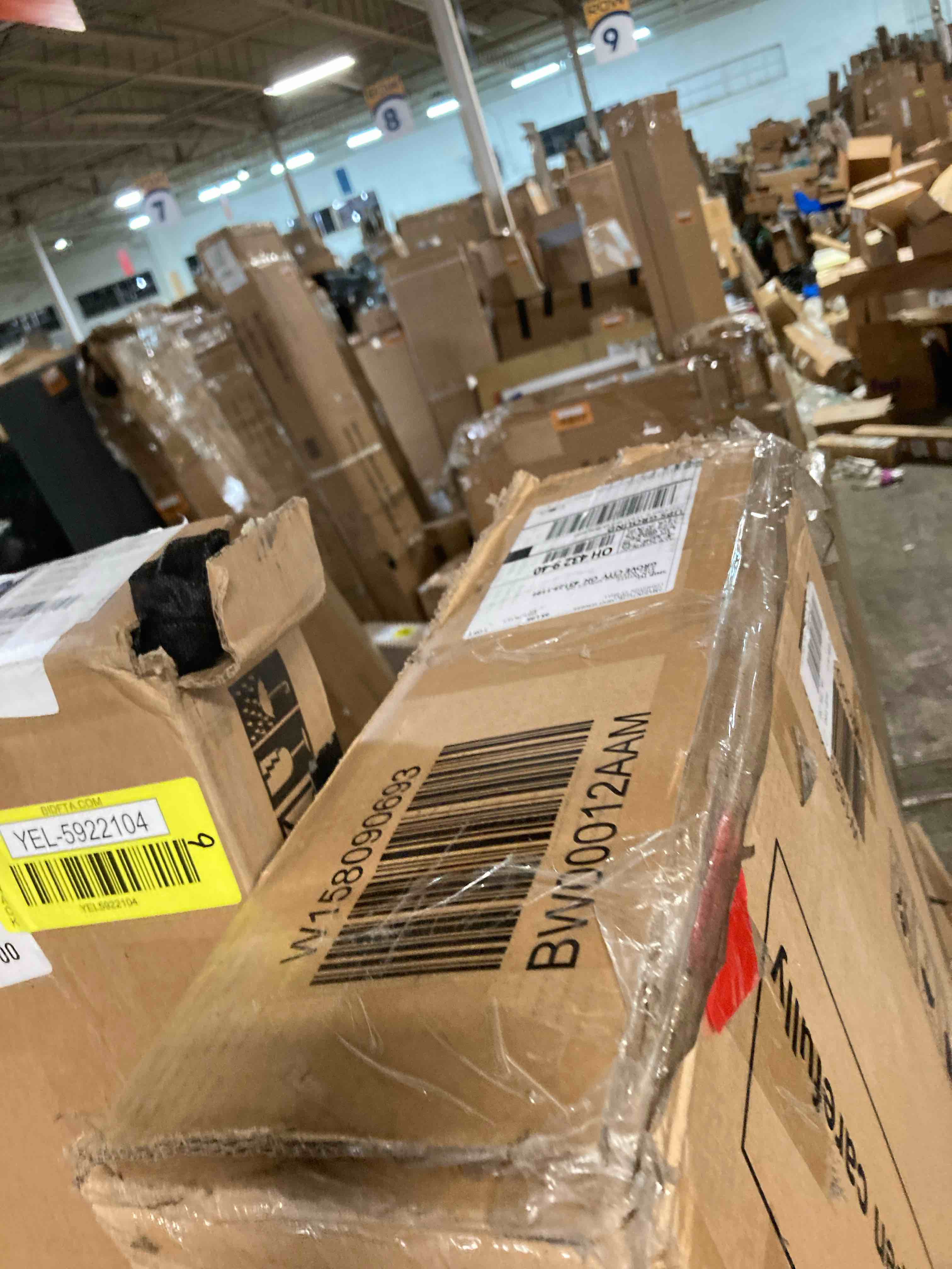 https://s3.amazonaws.com/lotting-images-prod/phillipi/YEL5922105_1712872502966.jpeg