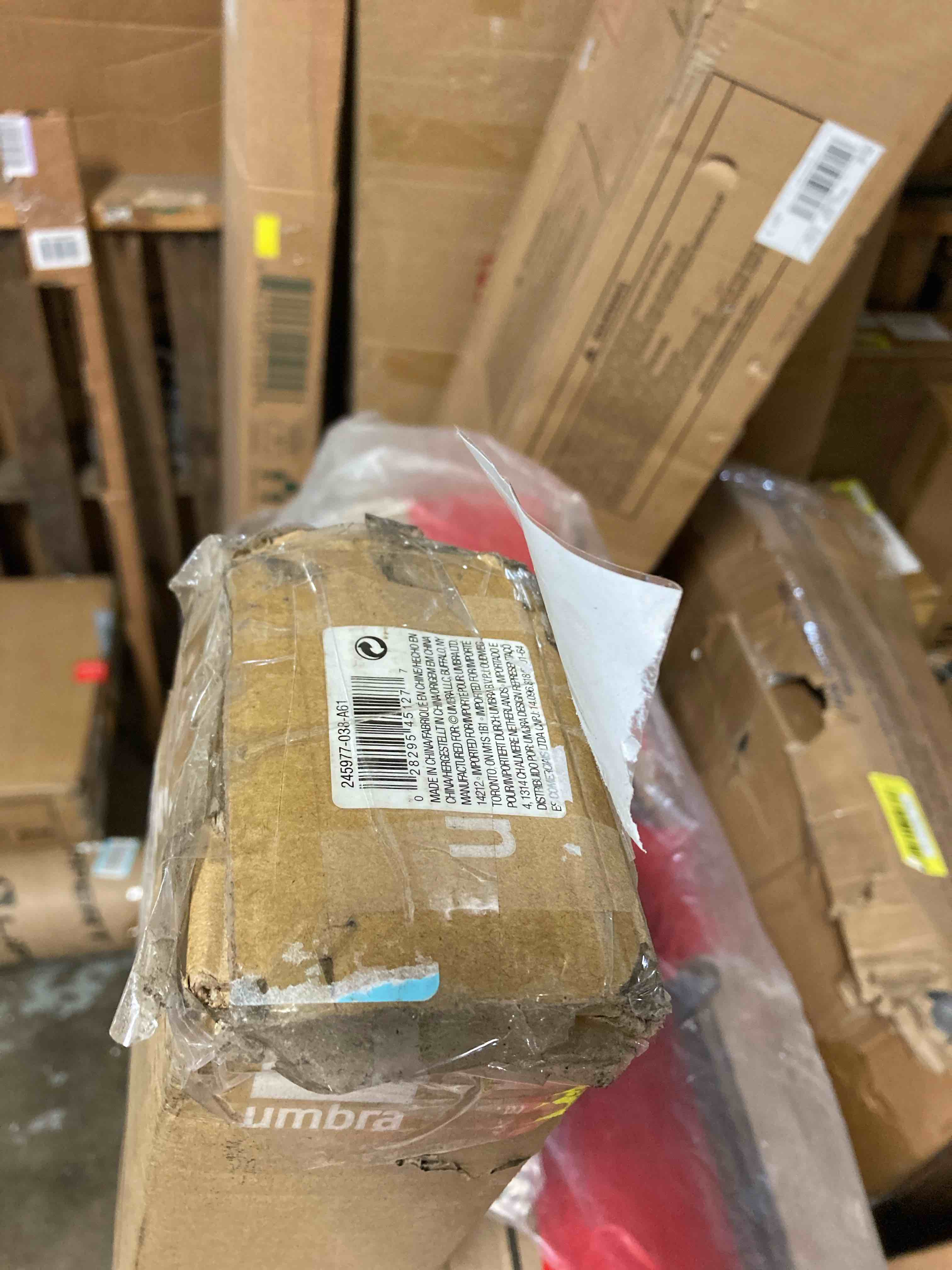 https://s3.amazonaws.com/lotting-images-prod/phillipi/YEL5922117_1712873947859.jpeg