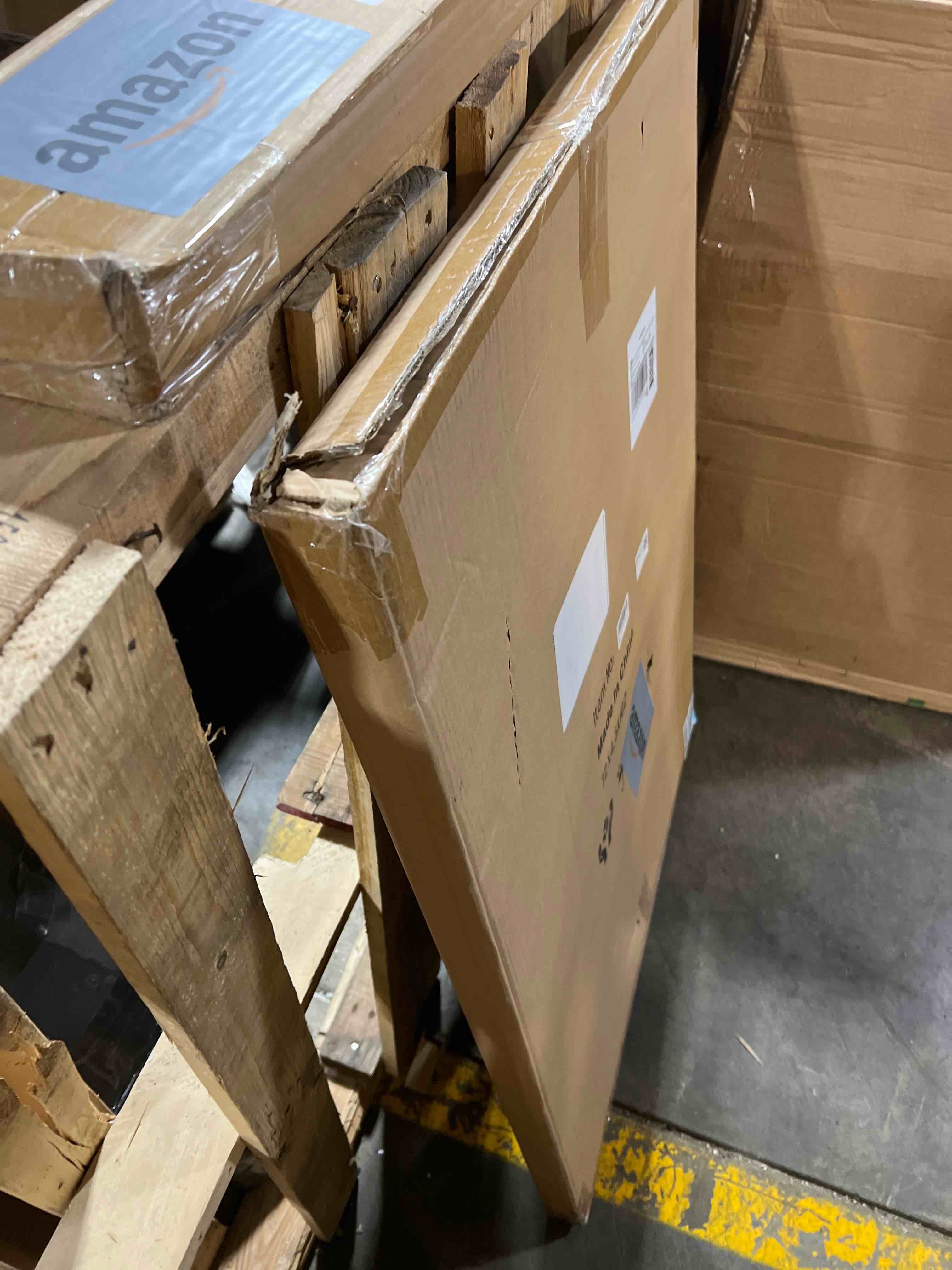 https://s3.amazonaws.com/lotting-images-prod/phillipi/YEL5922788_1731608053937.jpeg