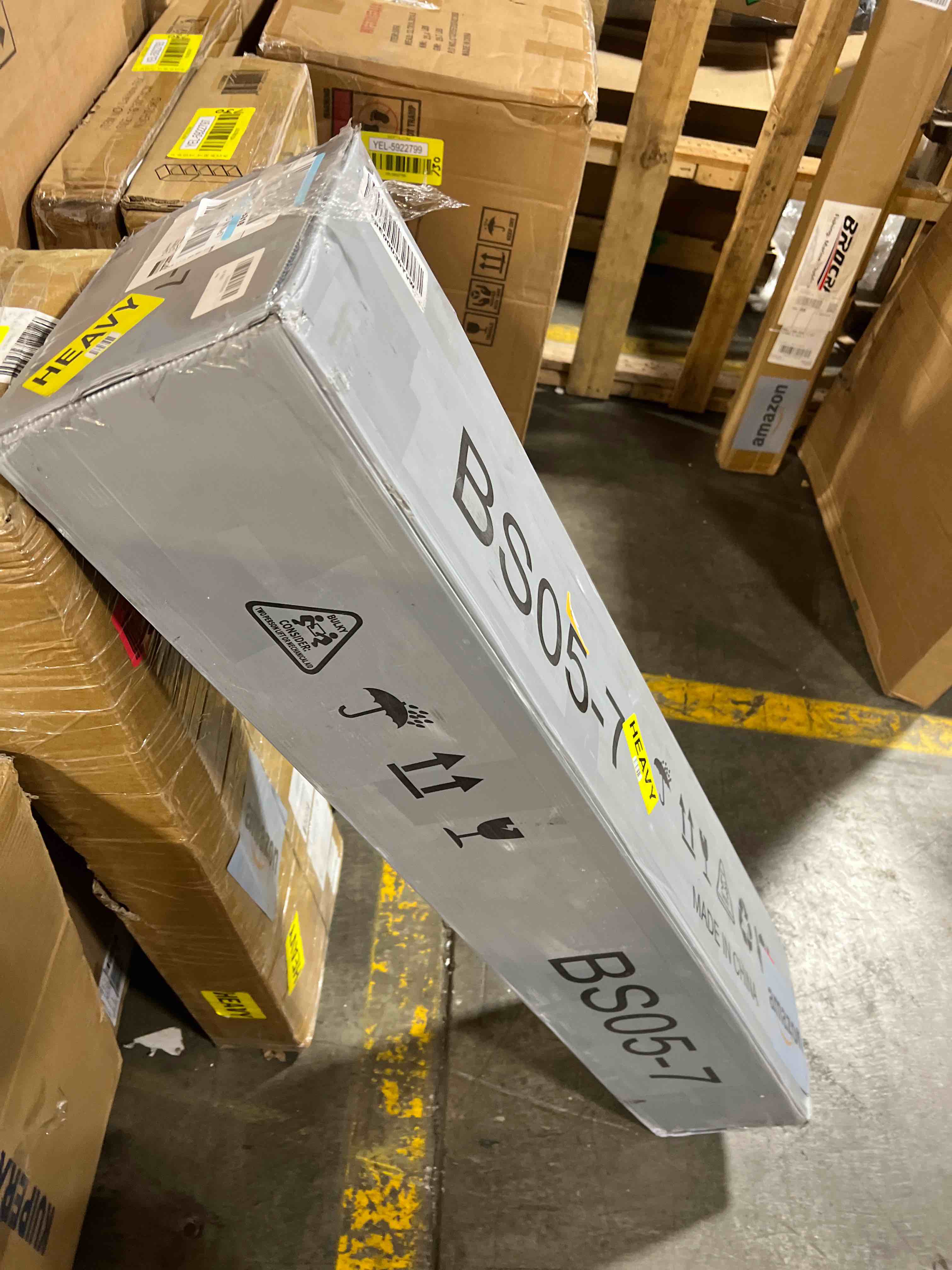 https://s3.amazonaws.com/lotting-images-prod/phillipi/YEL5922800_1731609540824.jpeg