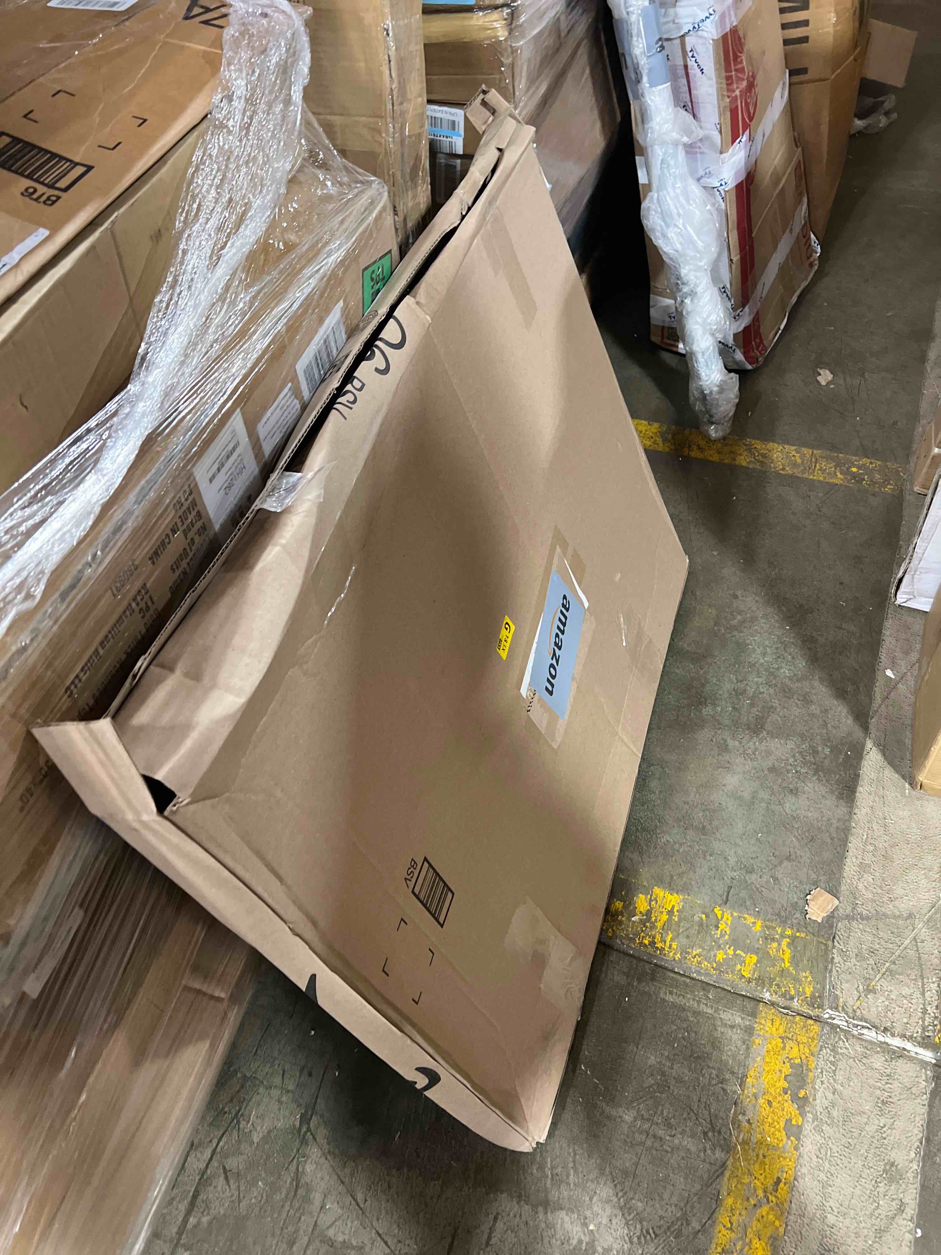 https://s3.amazonaws.com/lotting-images-prod/phillipi/YEL5922803_1731609828281.jpeg