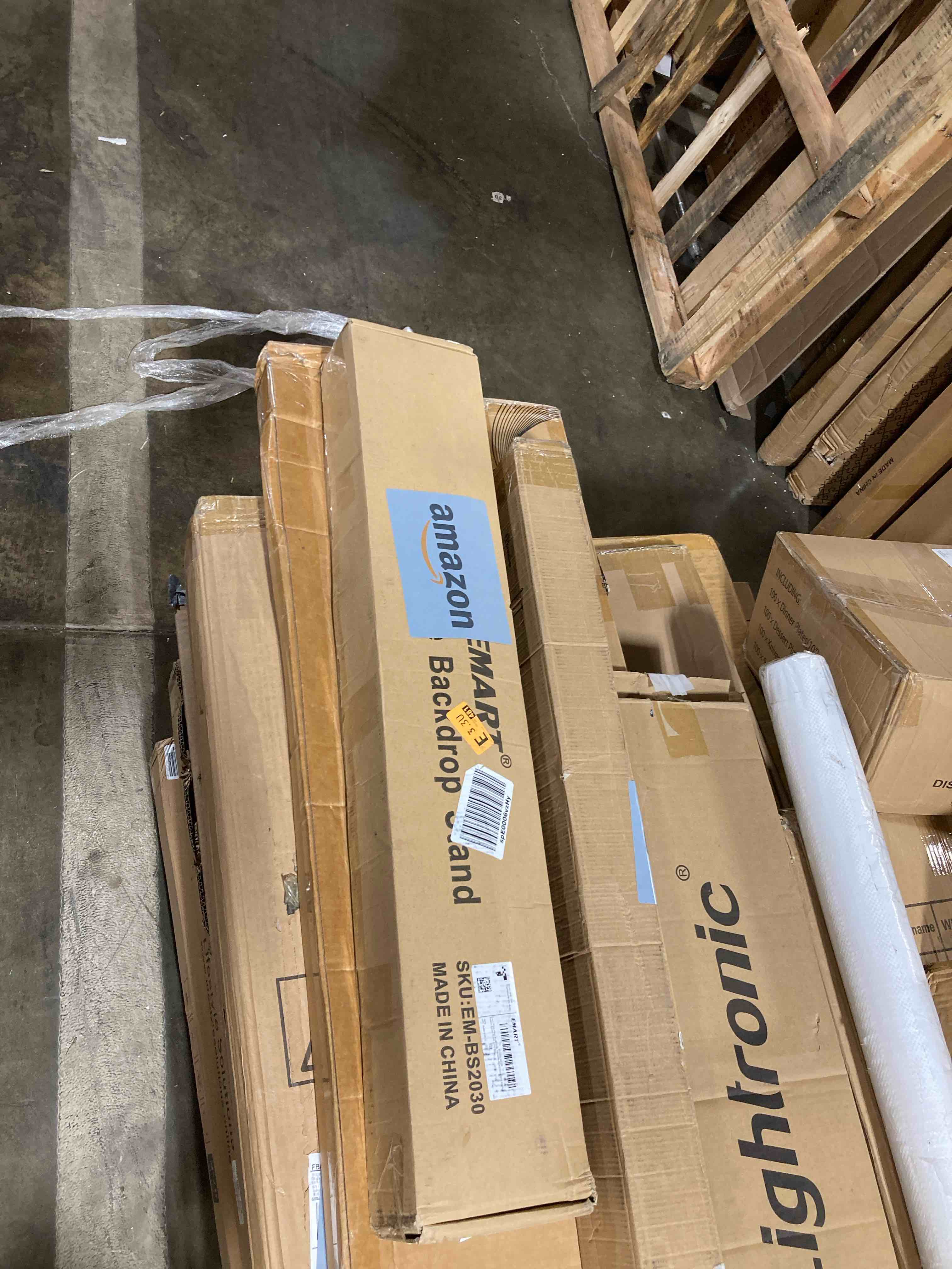 https://s3.amazonaws.com/lotting-images-prod/phillipi/YEL5923162_1731954992477.jpeg
