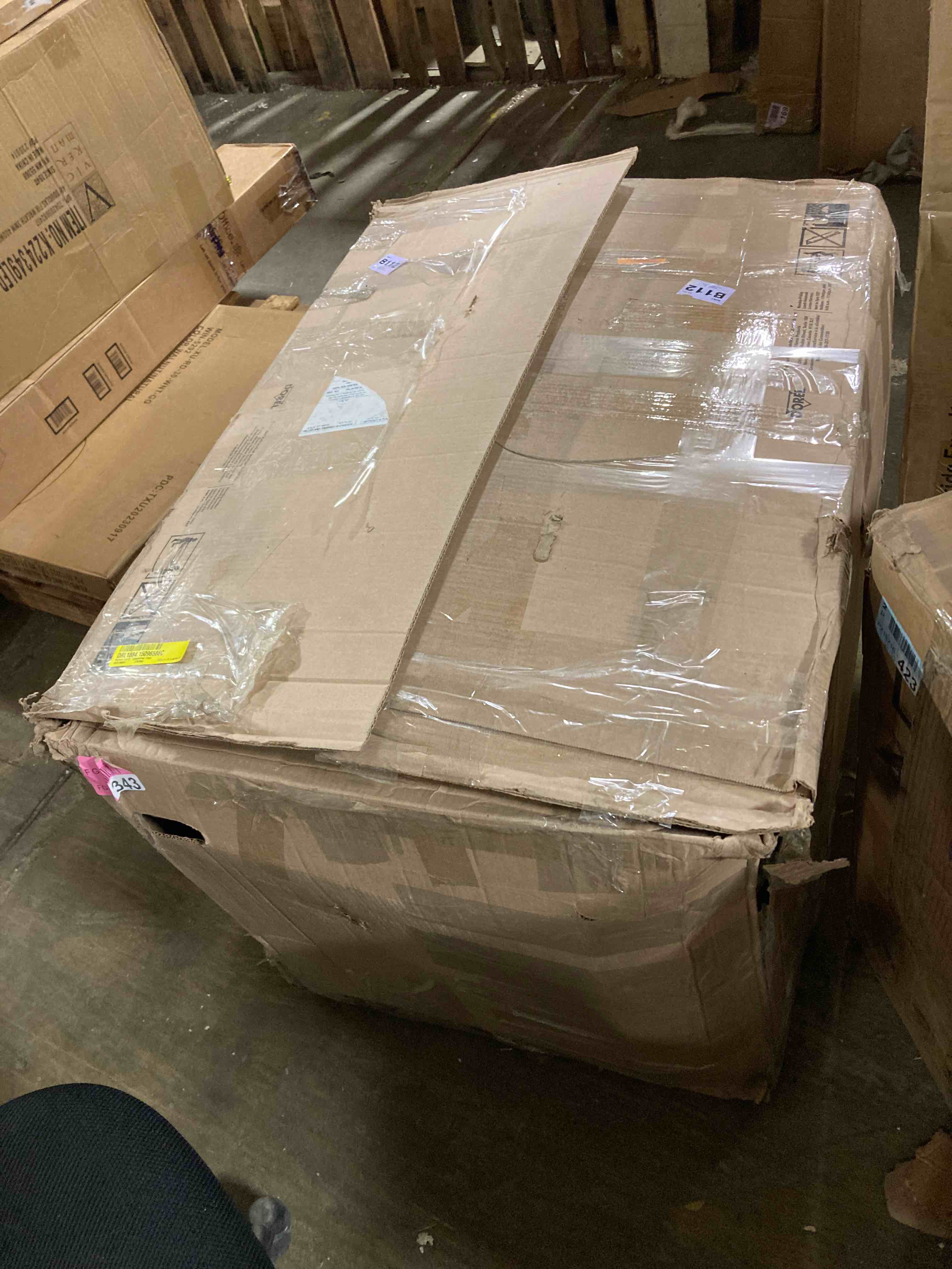 https://s3.amazonaws.com/lotting-images-prod/phillipi/YEL6032047_1709224381612.jpeg