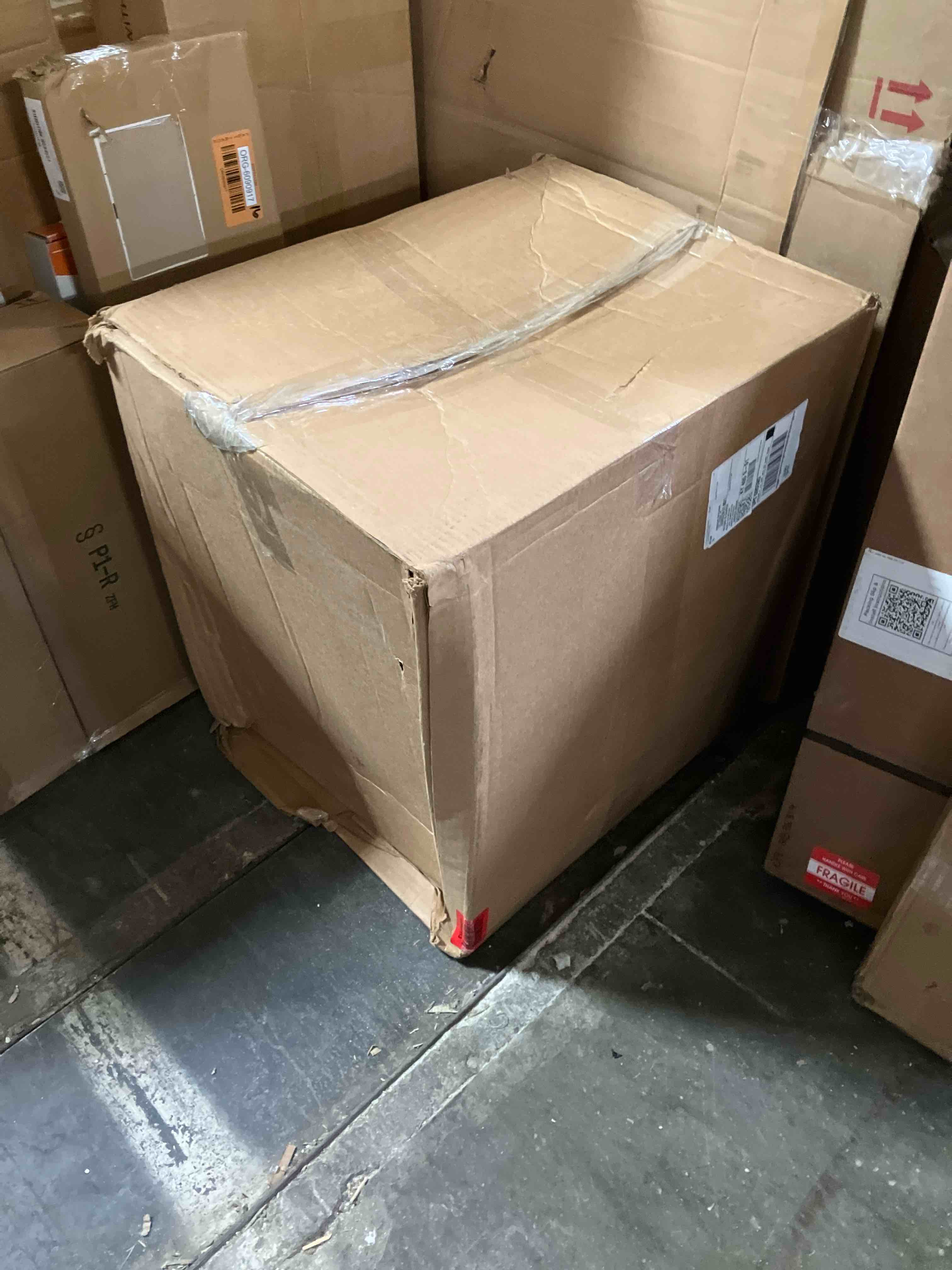 https://s3.amazonaws.com/lotting-images-prod/phillipi/YEL6033244_1710357791364.jpeg