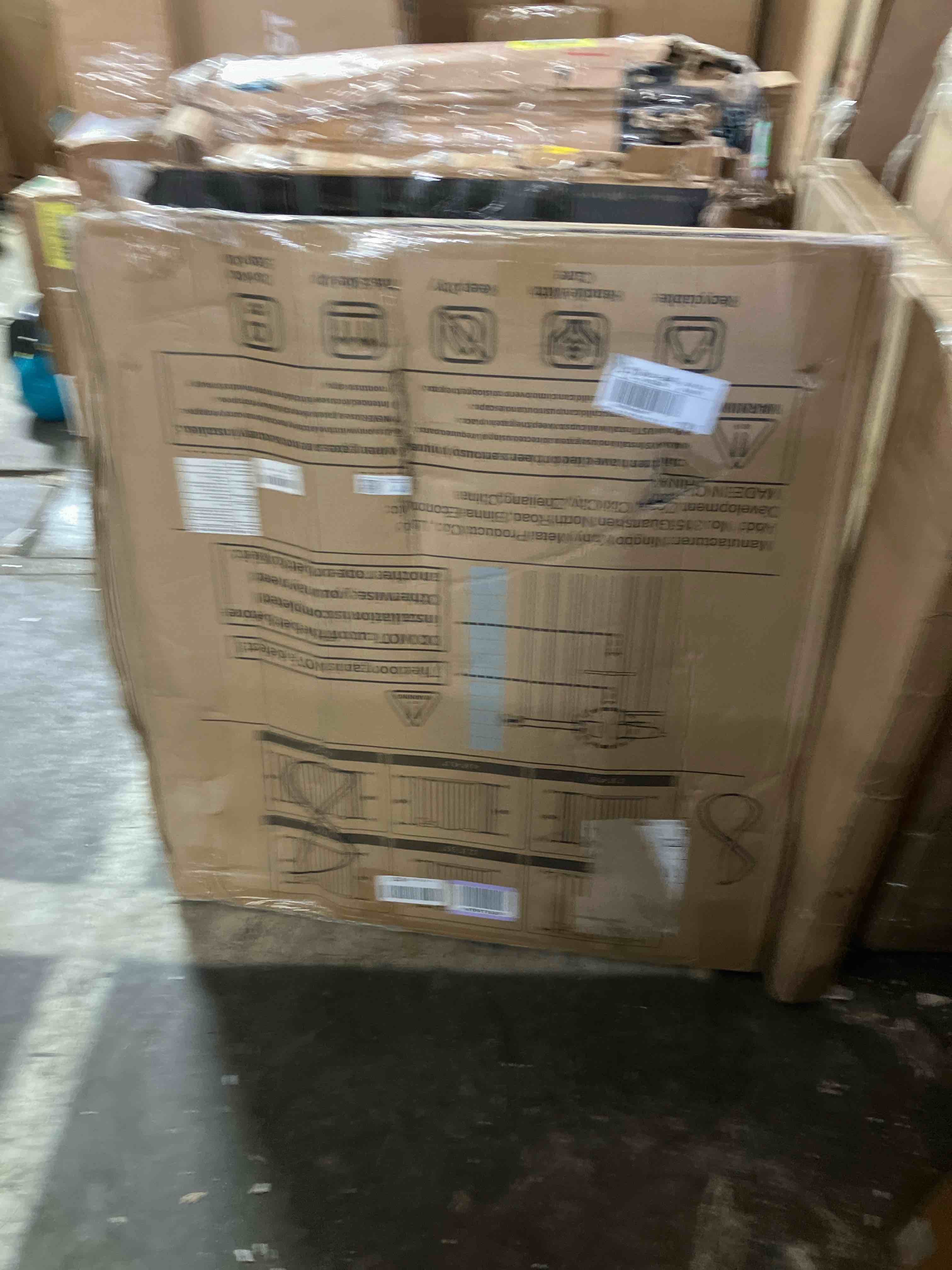 https://s3.amazonaws.com/lotting-images-prod/phillipi/YEL6033261_1710359991860.jpeg