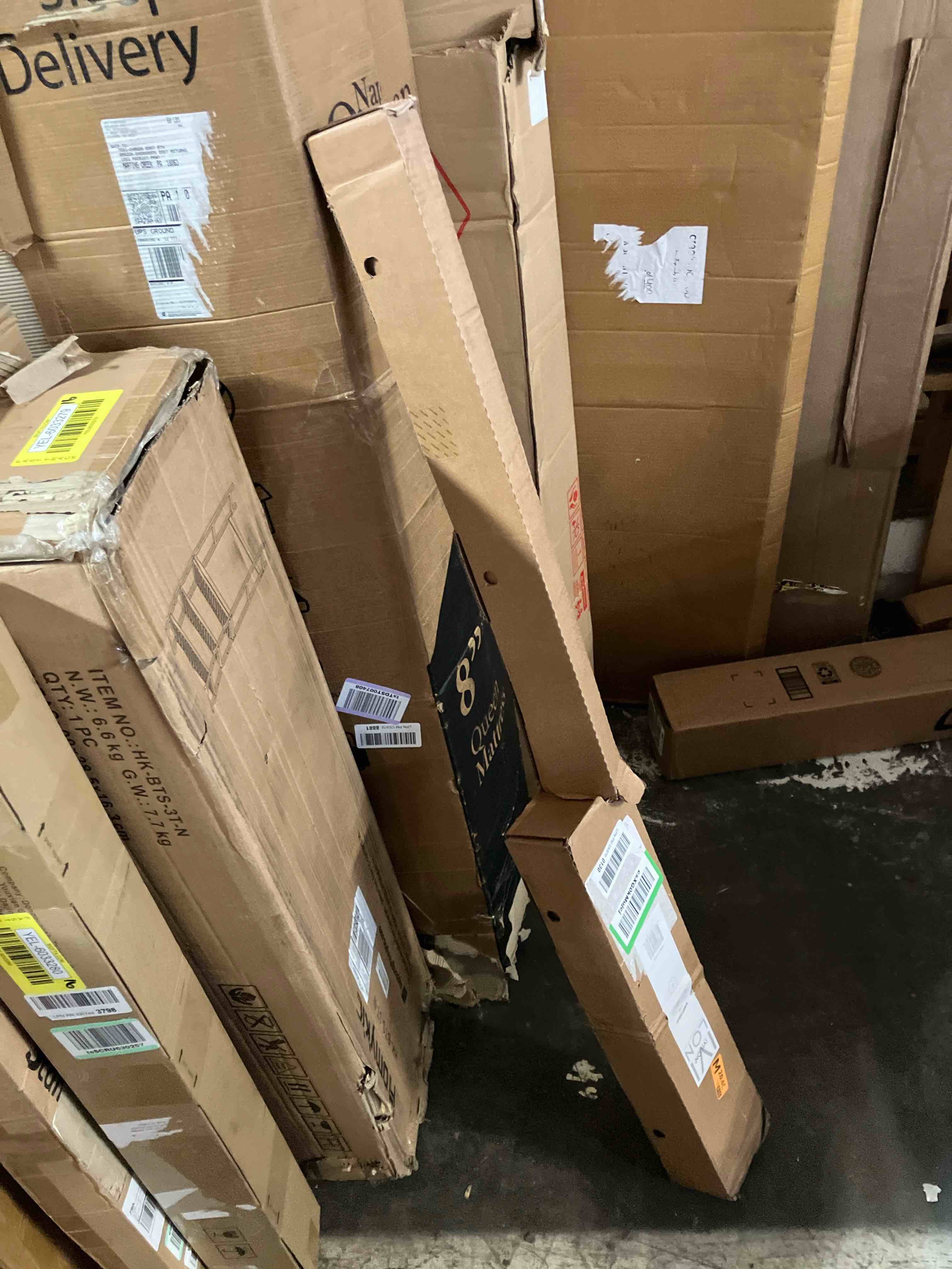 https://s3.amazonaws.com/lotting-images-prod/phillipi/YEL6033281_1710363576328.jpeg