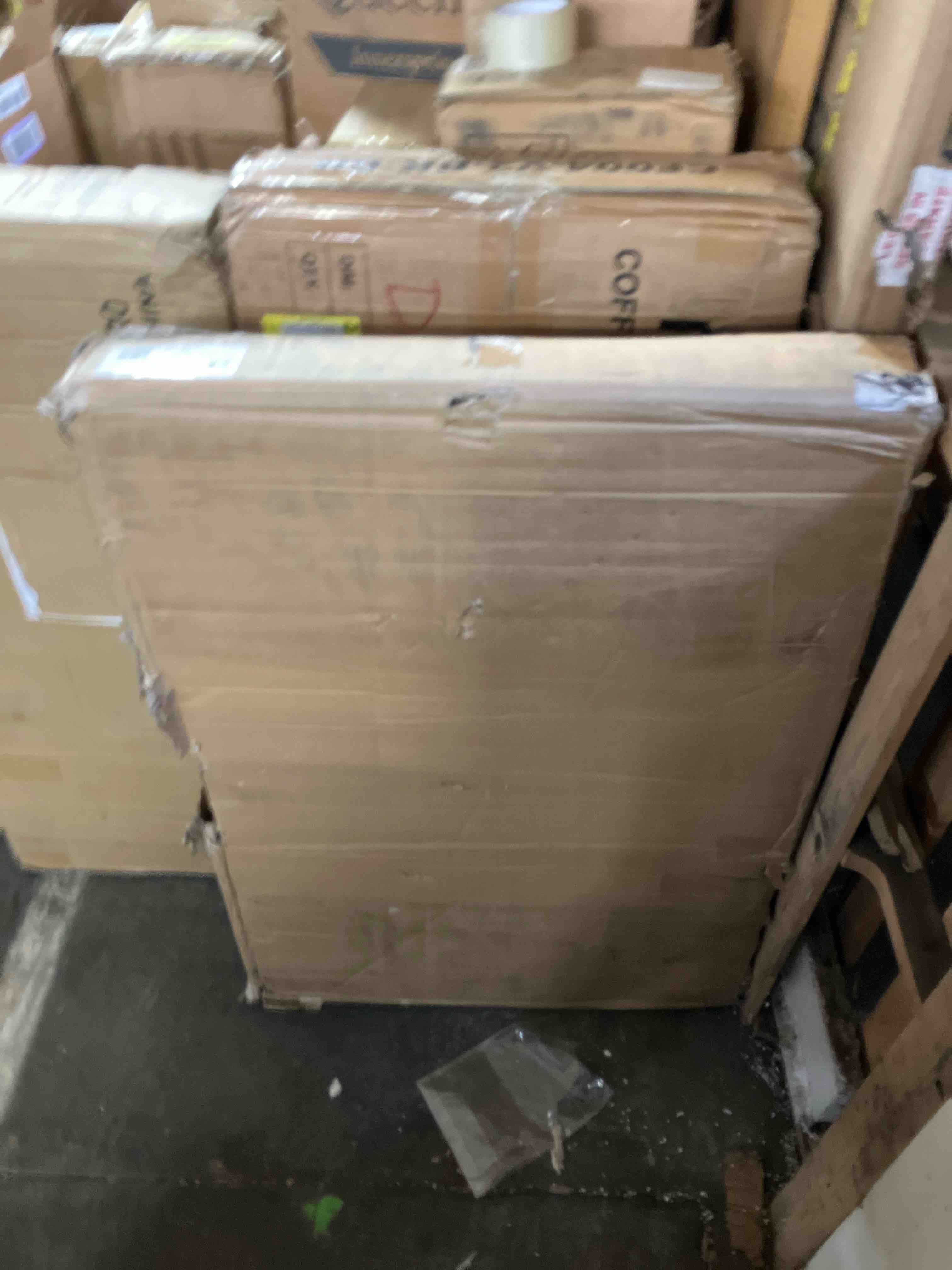 https://s3.amazonaws.com/lotting-images-prod/phillipi/YEL6033304_1710425531950.jpeg