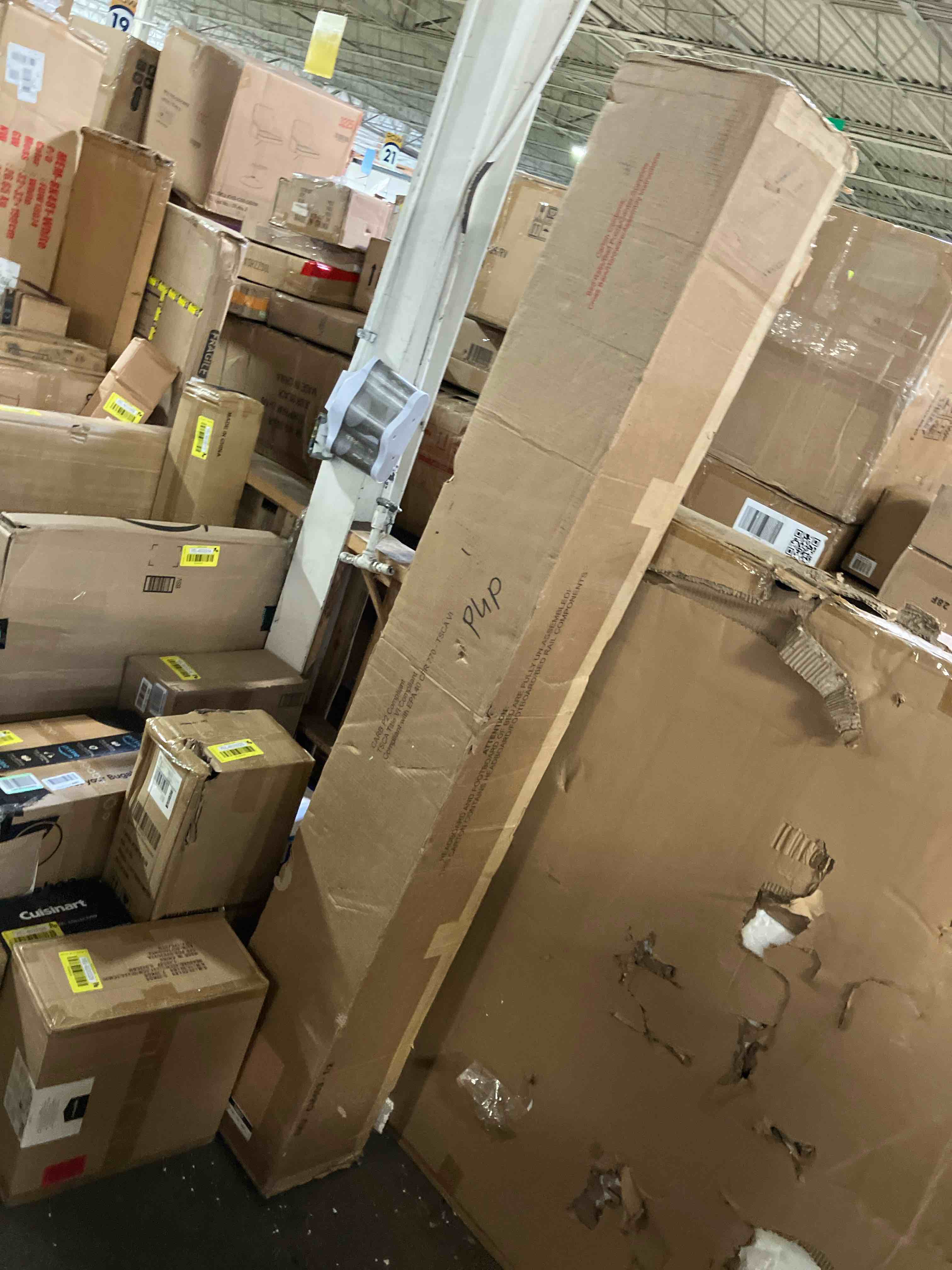 https://s3.amazonaws.com/lotting-images-prod/phillipi/YEL6033330_1710430105846.jpeg