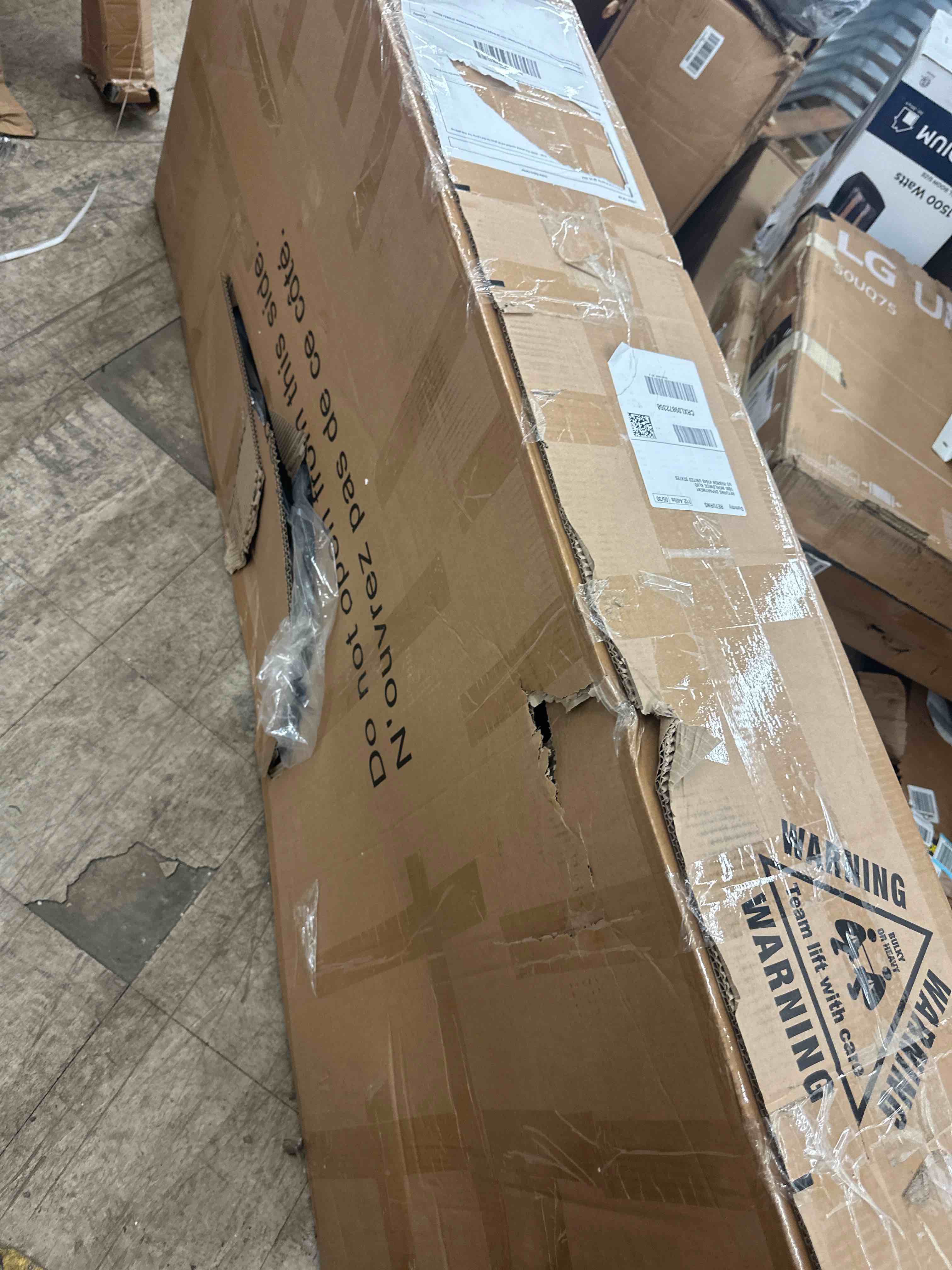 https://s3.amazonaws.com/lotting-images-prod/phillipi/YEL6033737_1722956178786.jpeg