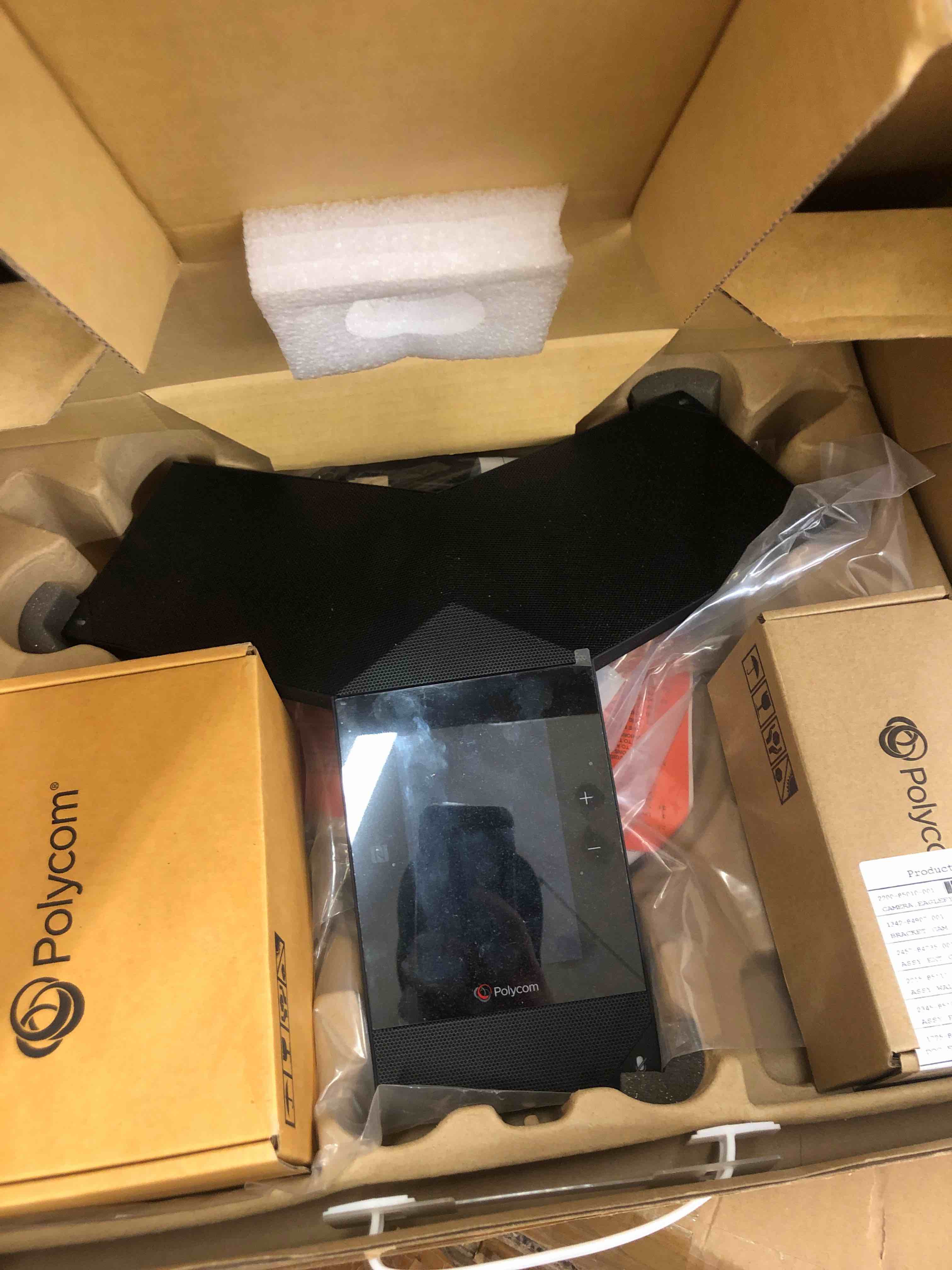 https://s3.amazonaws.com/lotting-images-prod/phillipi/YEL6034501_1729611101822.jpeg