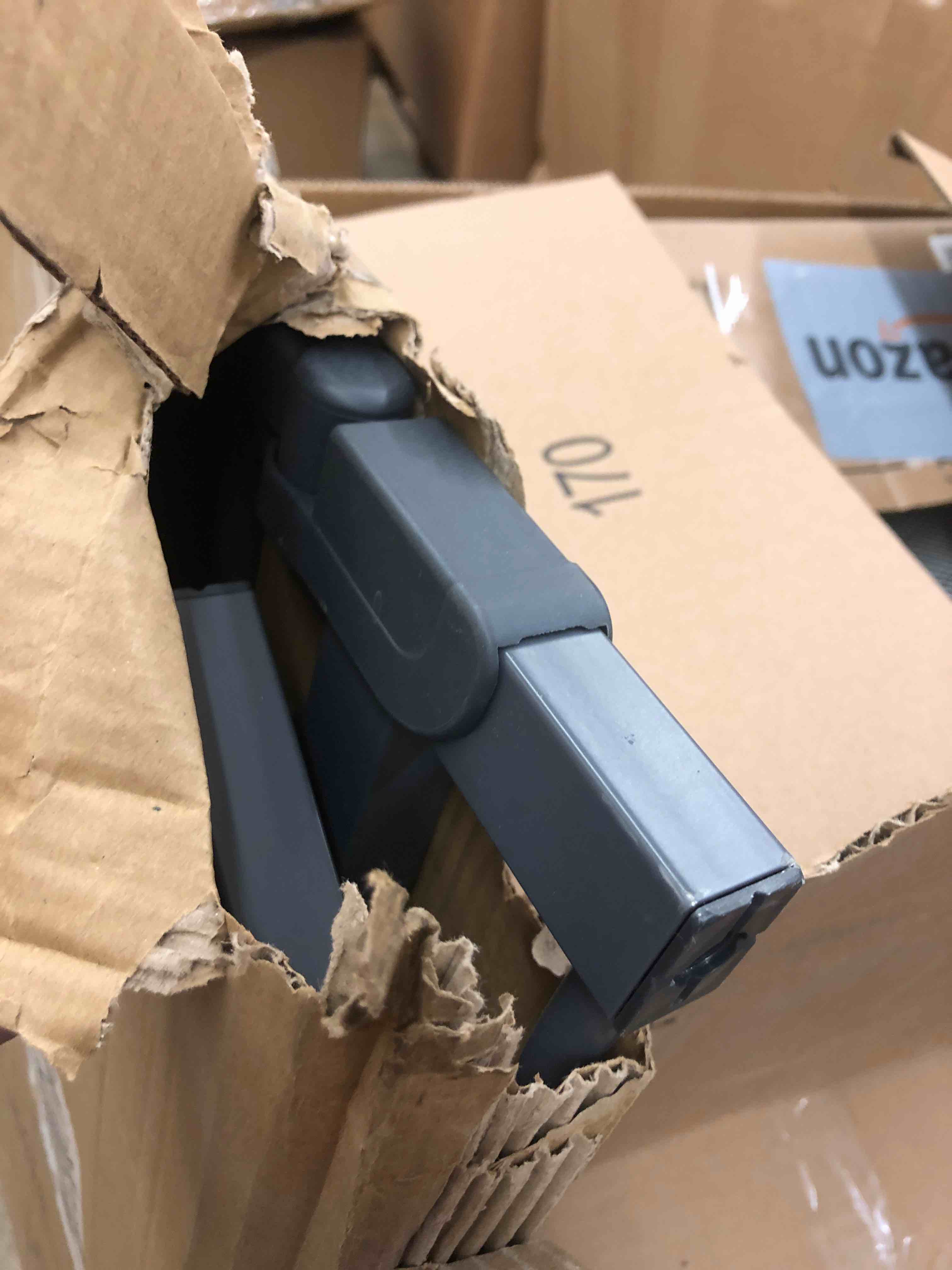 https://s3.amazonaws.com/lotting-images-prod/phillipi/YEL6034526_1729614179999.jpeg