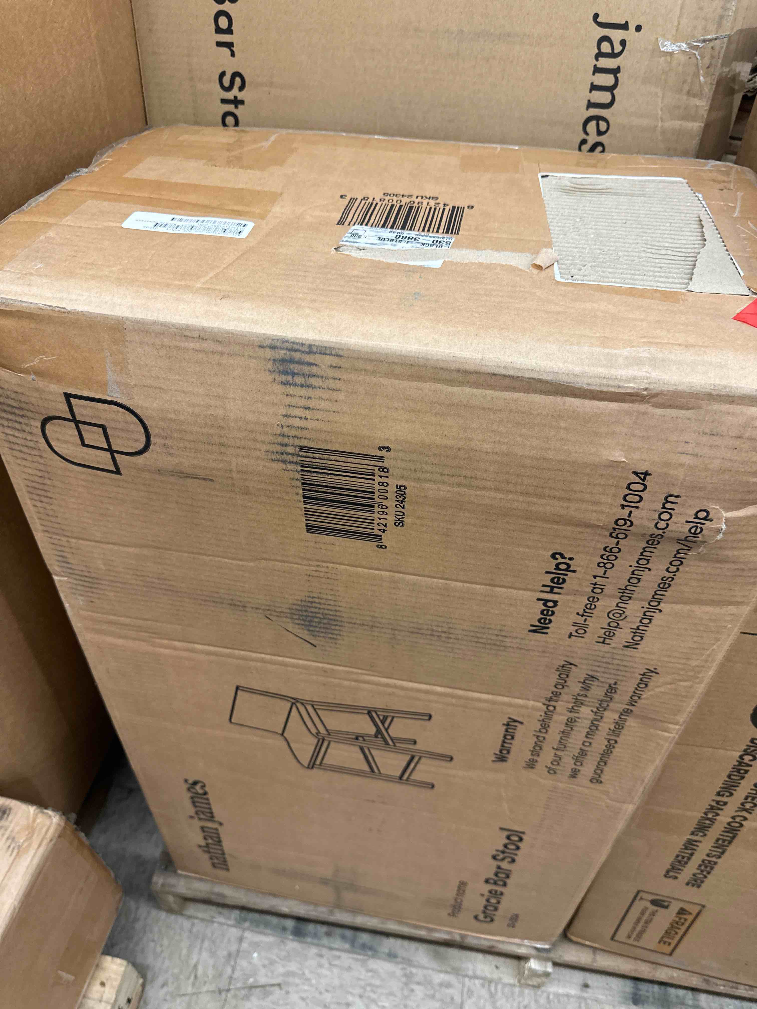https://s3.amazonaws.com/lotting-images-prod/phillipi/YEL6035406_1726513474482.jpeg