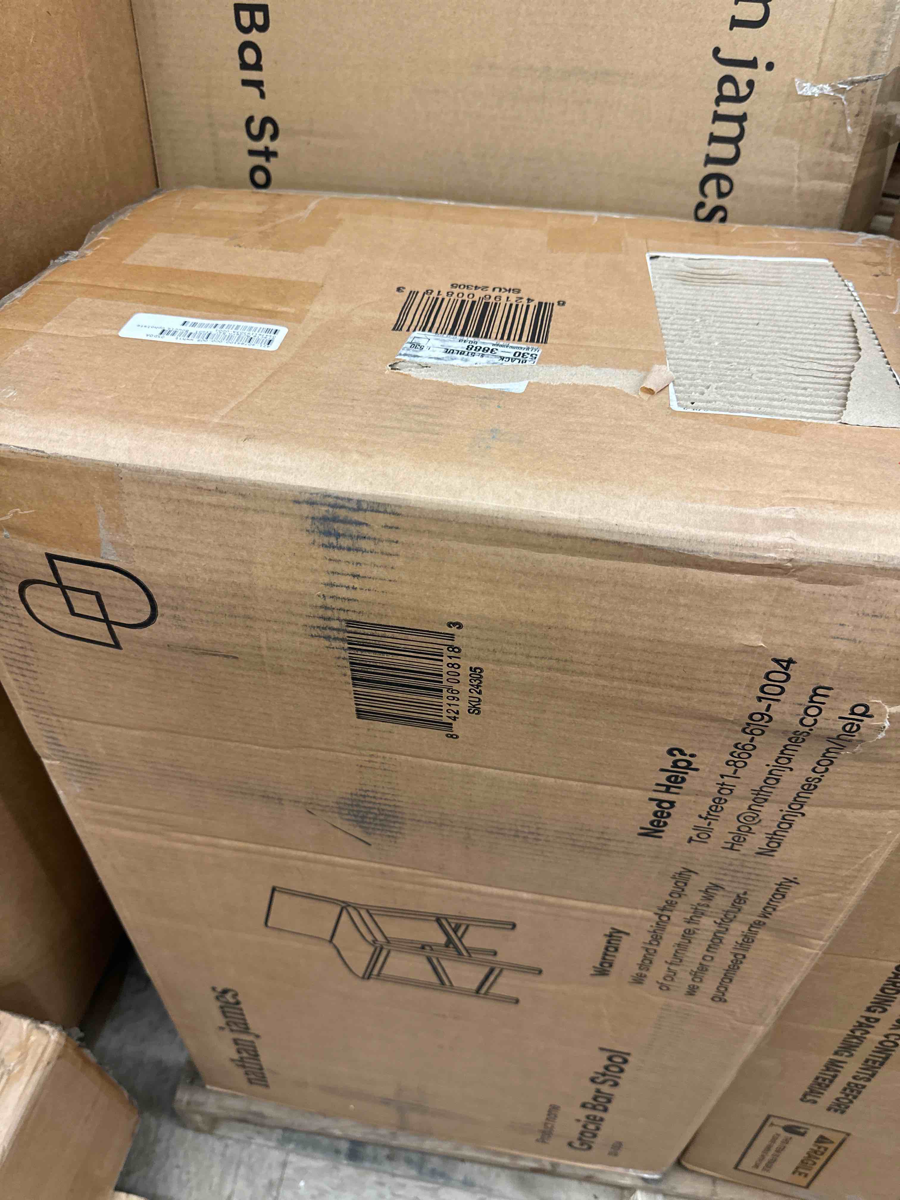 https://s3.amazonaws.com/lotting-images-prod/phillipi/YEL6035406_1726513475933.jpeg