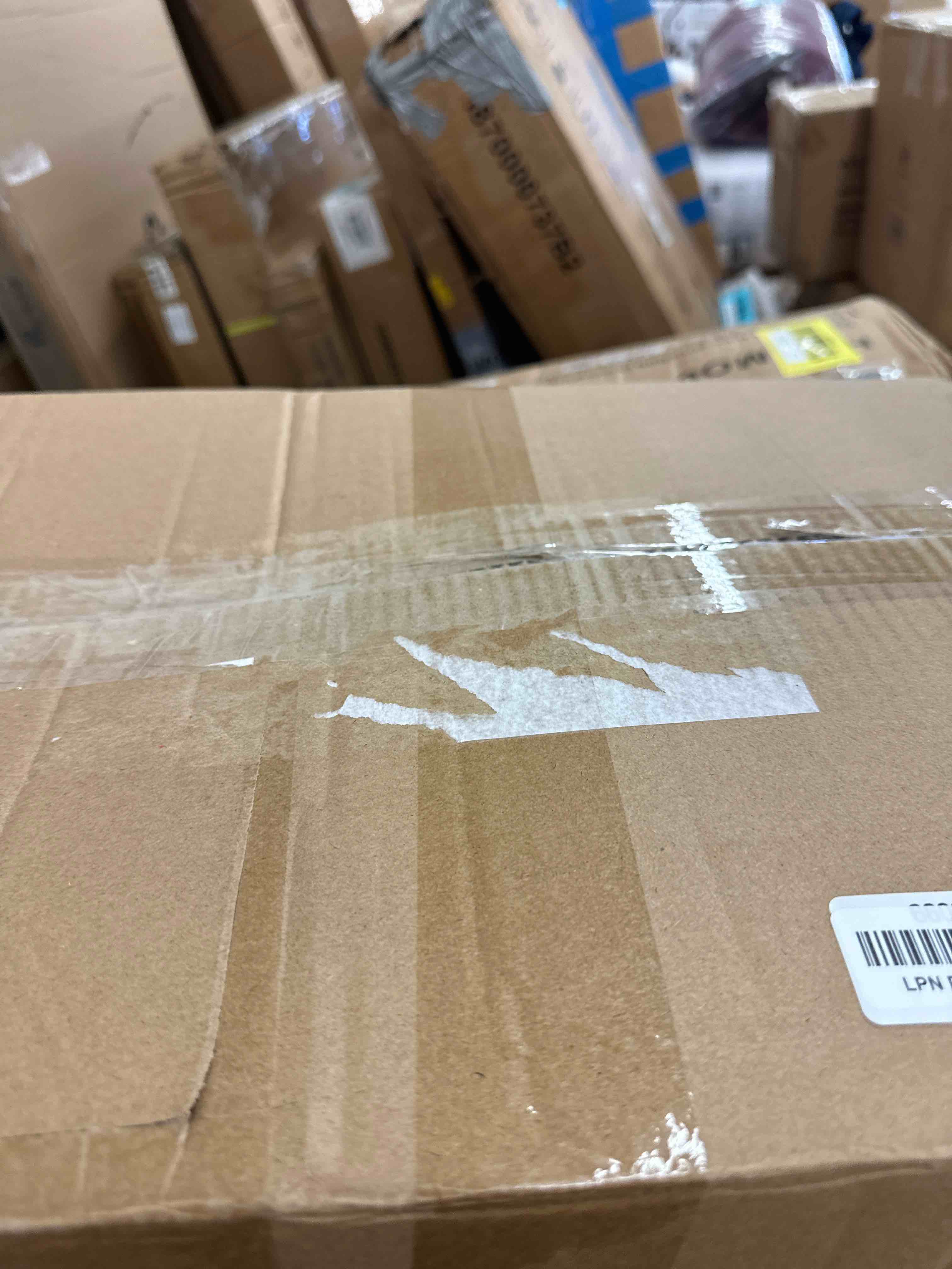 https://s3.amazonaws.com/lotting-images-prod/phillipi/YEL6035418_1726515494273.jpeg