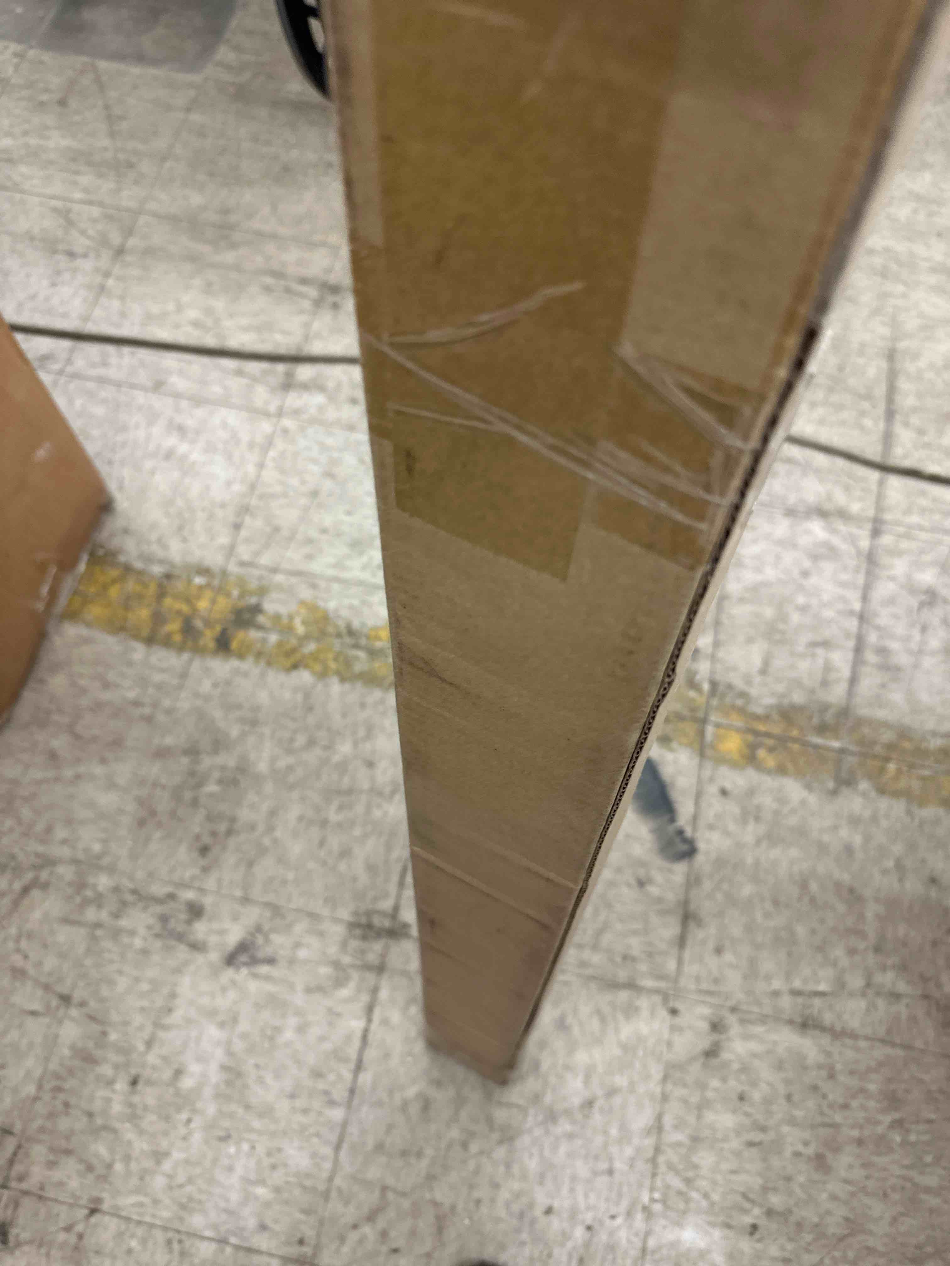 https://s3.amazonaws.com/lotting-images-prod/phillipi/YEL6035437_1726518042499.jpeg