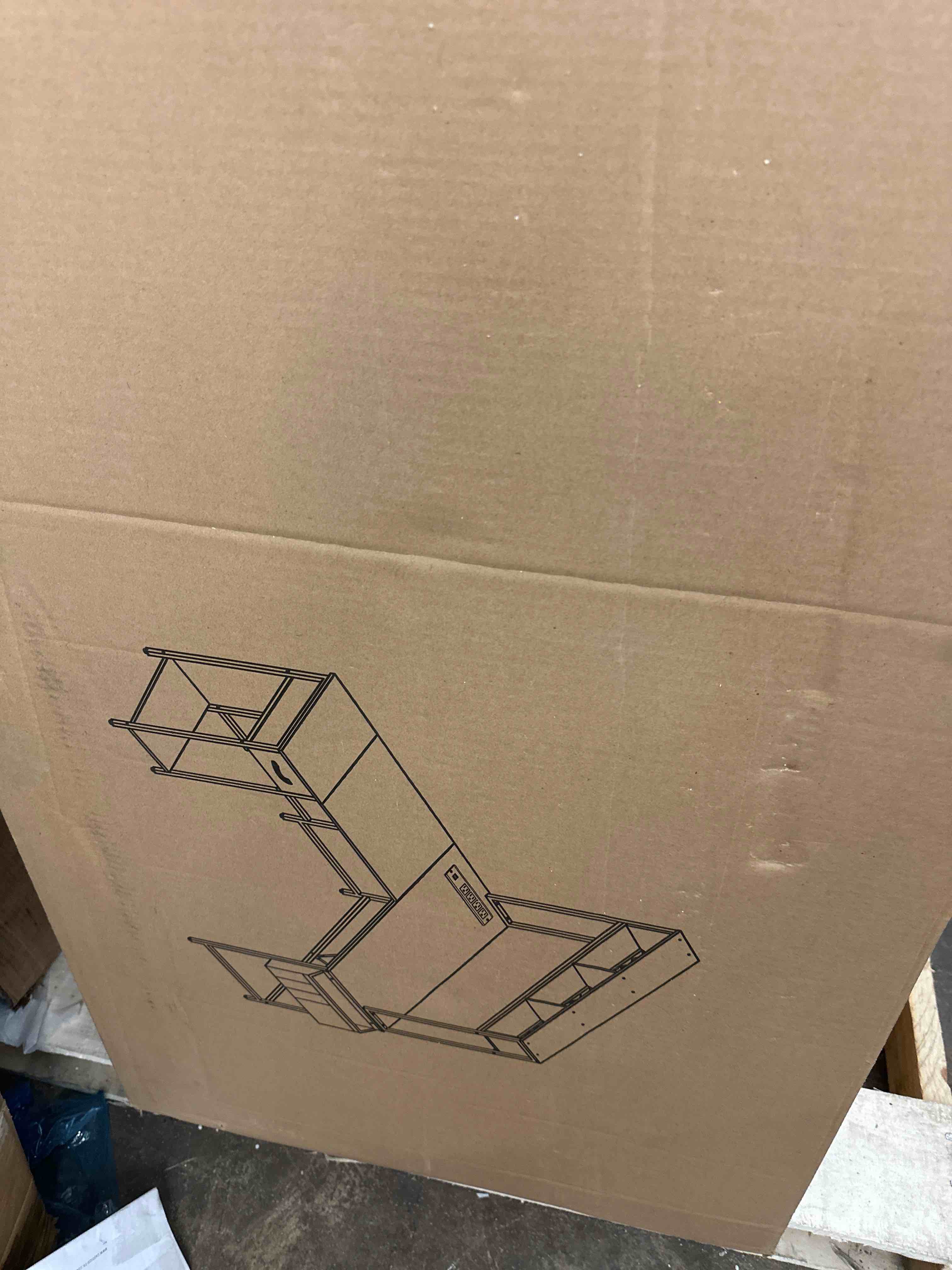 https://s3.amazonaws.com/lotting-images-prod/phillipi/YEL6035883_1728497706787.jpeg