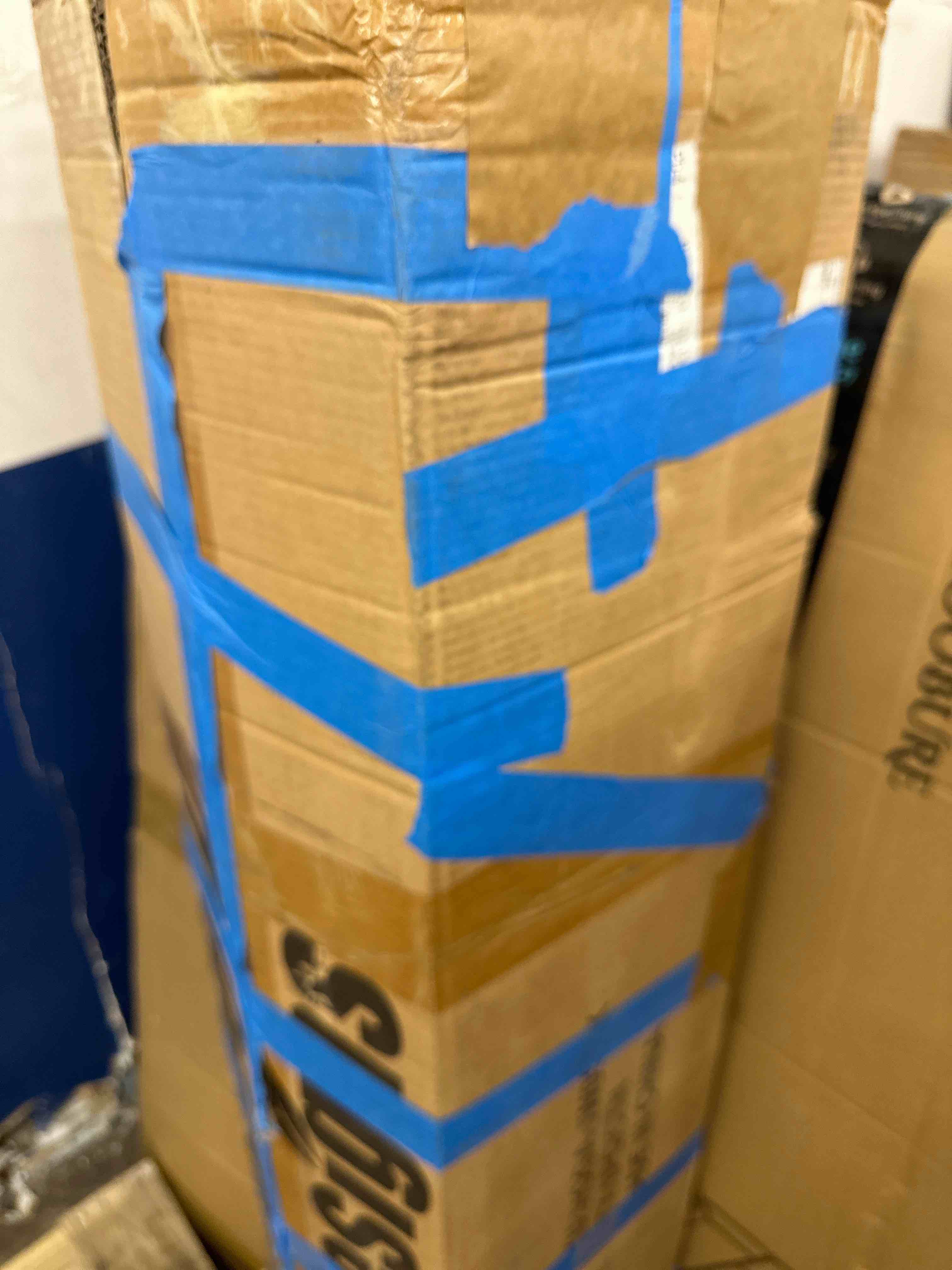 https://s3.amazonaws.com/lotting-images-prod/phillipi/YEL6035884_1728497794107.jpeg