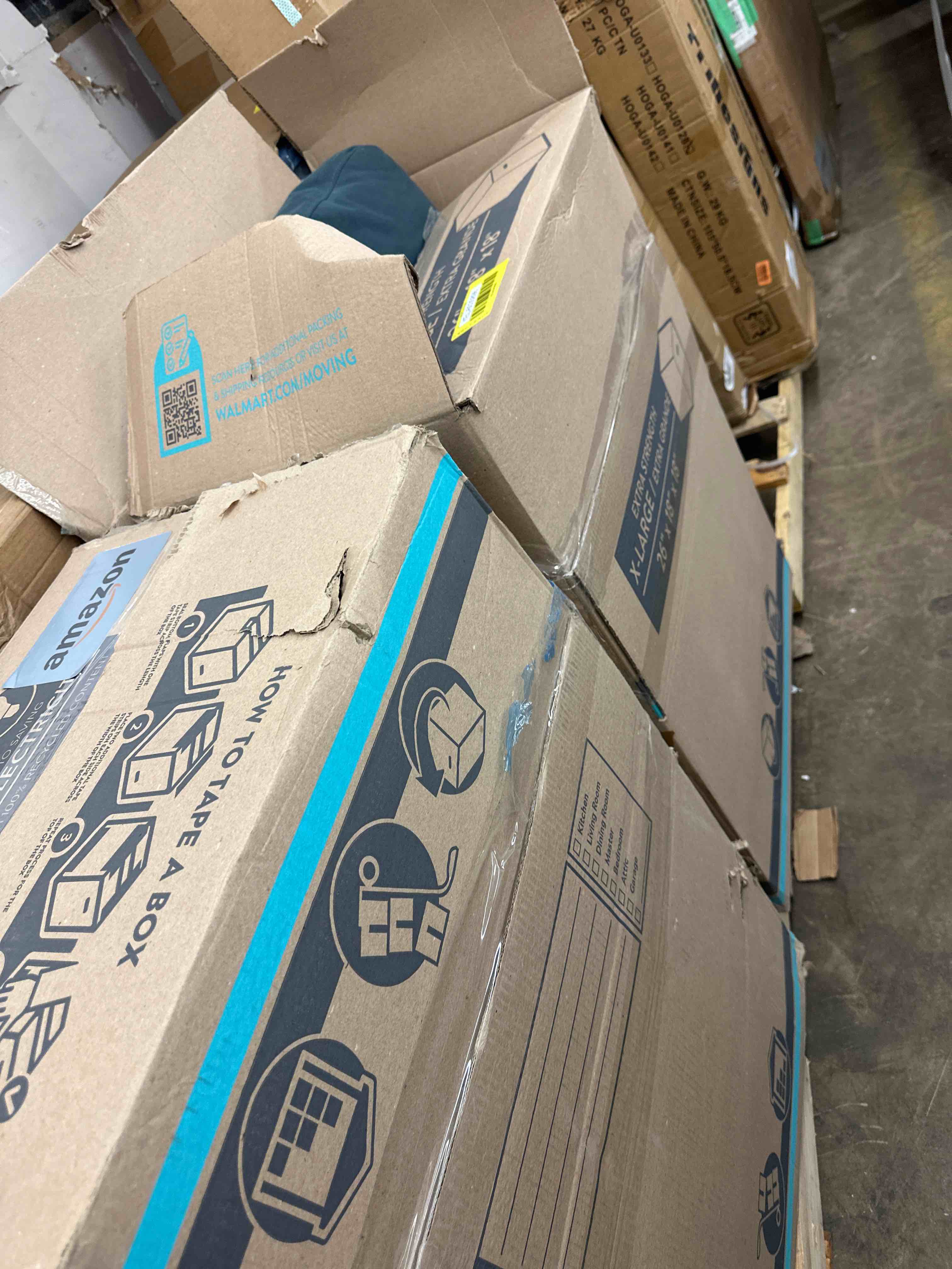 https://s3.amazonaws.com/lotting-images-prod/phillipi/YEL6035896_1728499119526.jpeg