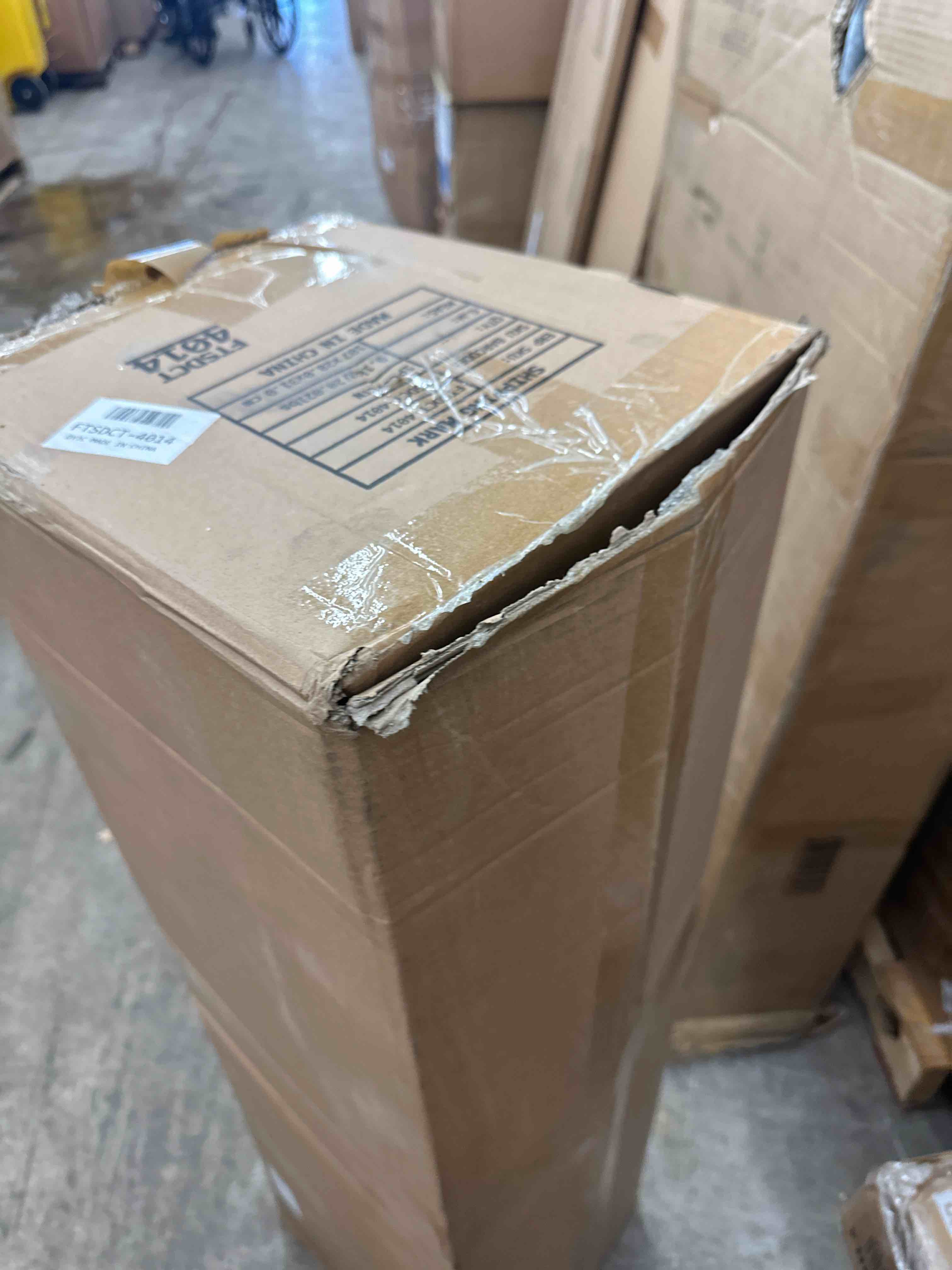 https://s3.amazonaws.com/lotting-images-prod/phillipi/YEL6035969_1729536596285.jpeg