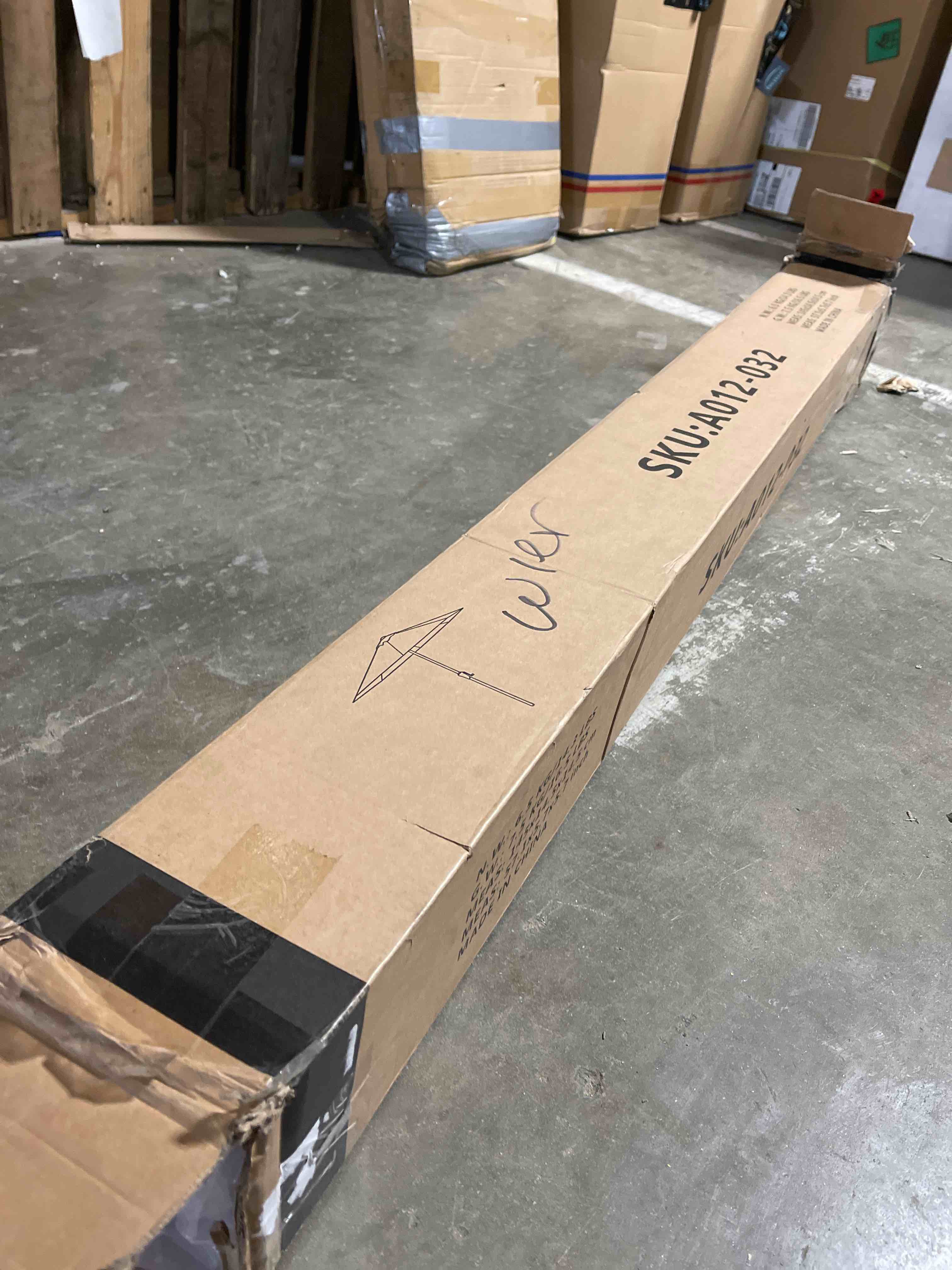 https://s3.amazonaws.com/lotting-images-prod/phillipi/YEL6037100_1711121419316.jpeg
