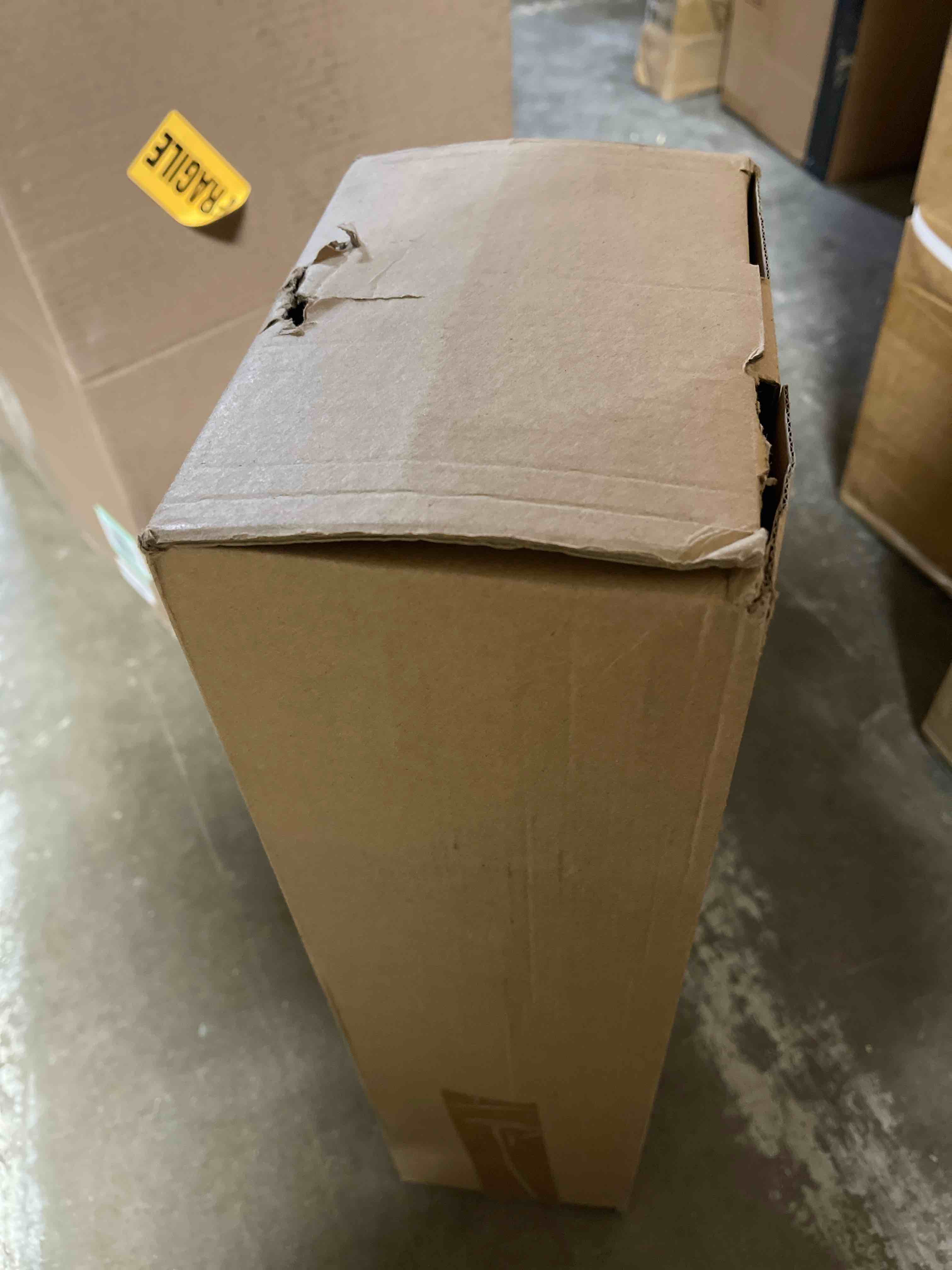https://s3.amazonaws.com/lotting-images-prod/phillipi/YEL6037144_1711135002890.jpeg