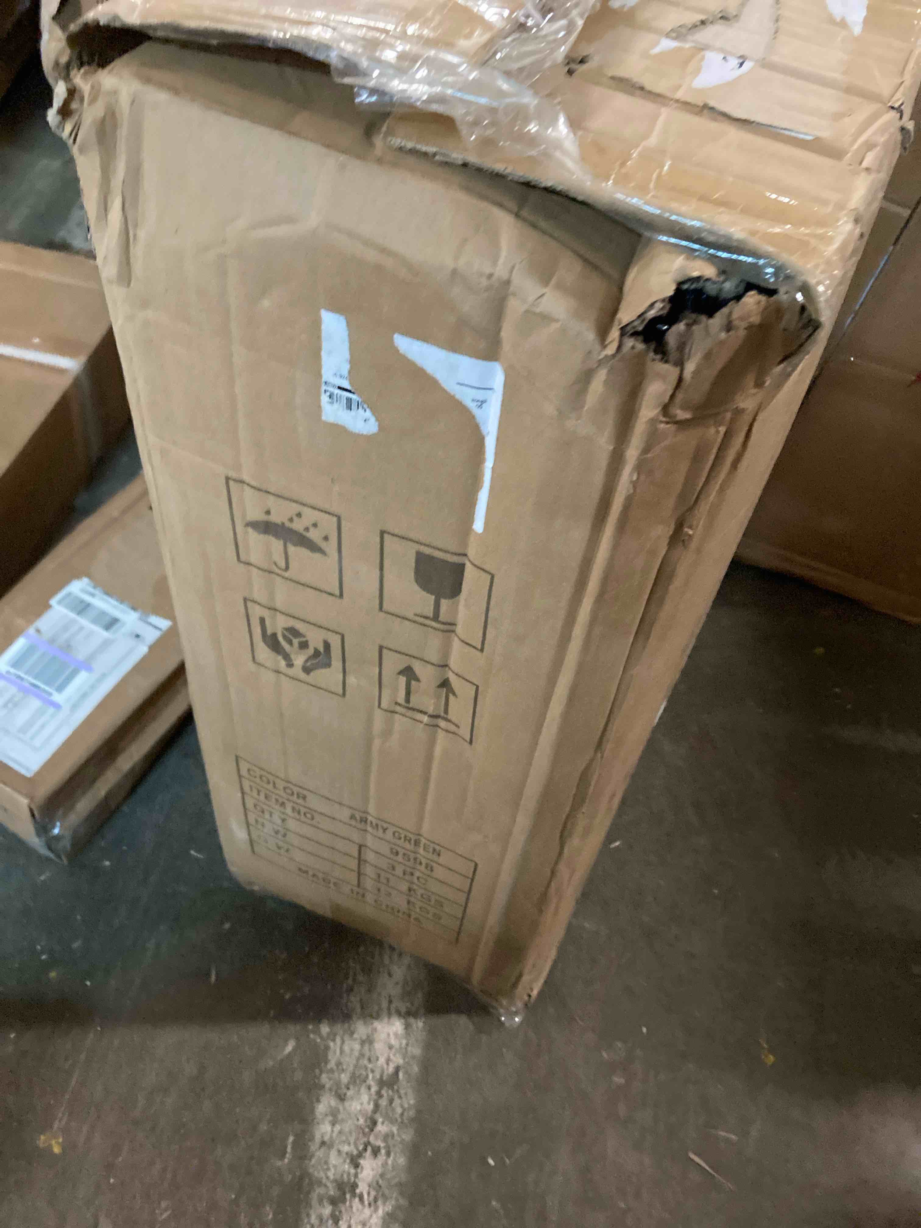 https://s3.amazonaws.com/lotting-images-prod/phillipi/YEL6037251_1711145006930.jpeg