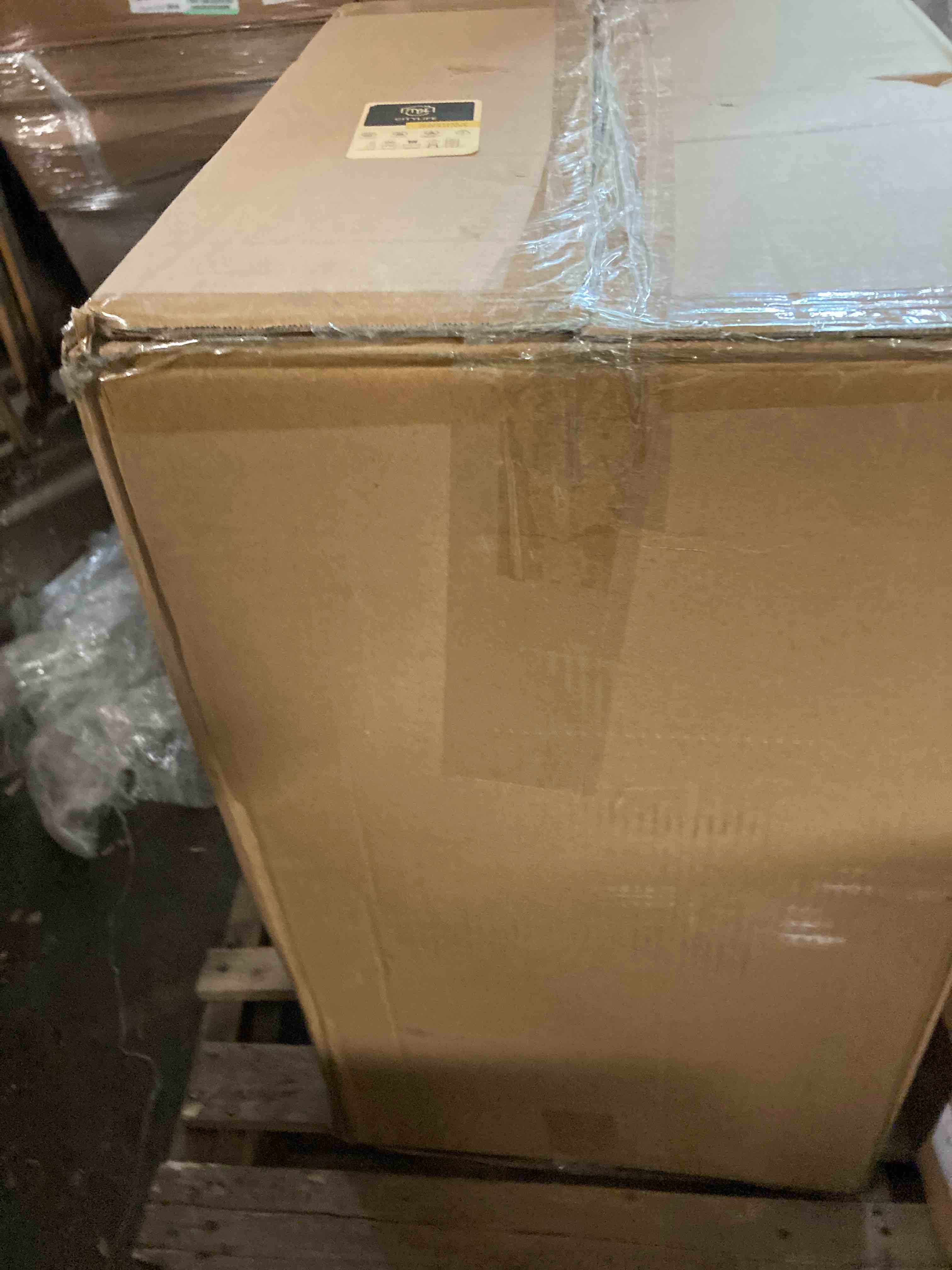 https://s3.amazonaws.com/lotting-images-prod/phillipi/YEL6037260_1711146089767.jpeg