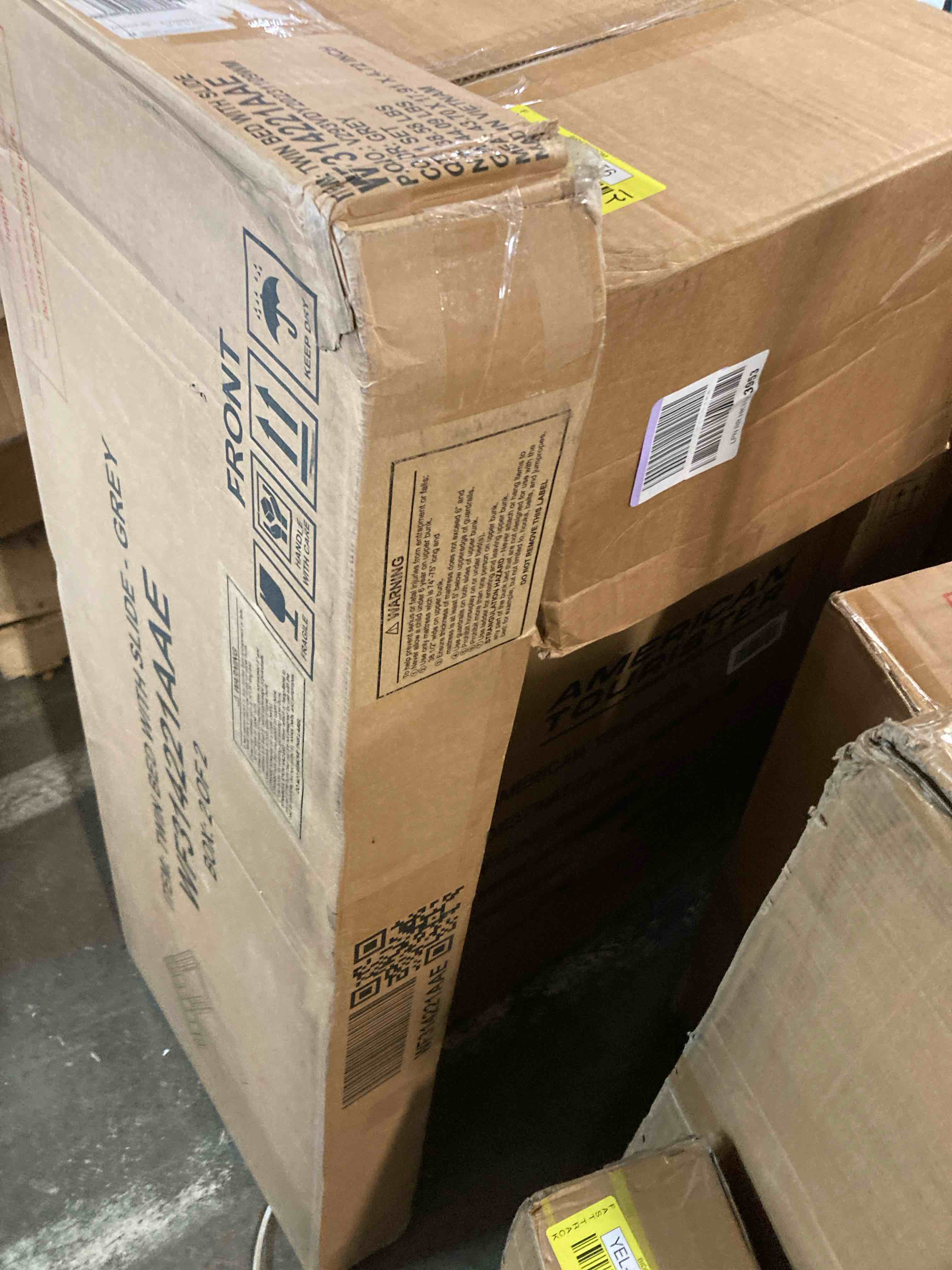 https://s3.amazonaws.com/lotting-images-prod/phillipi/YEL6037262_1711146316924.jpeg