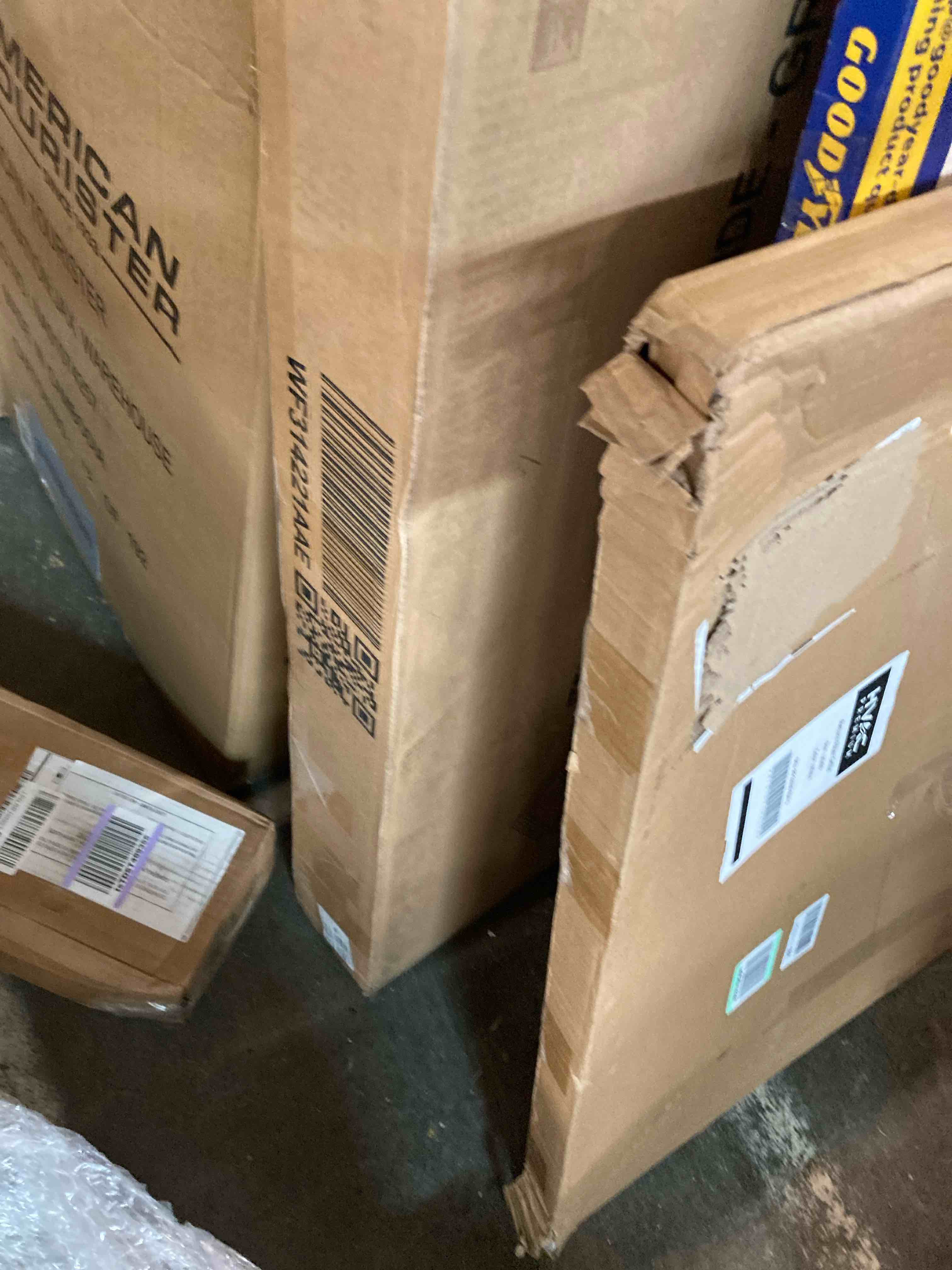 https://s3.amazonaws.com/lotting-images-prod/phillipi/YEL6037268_1711146821155.jpeg