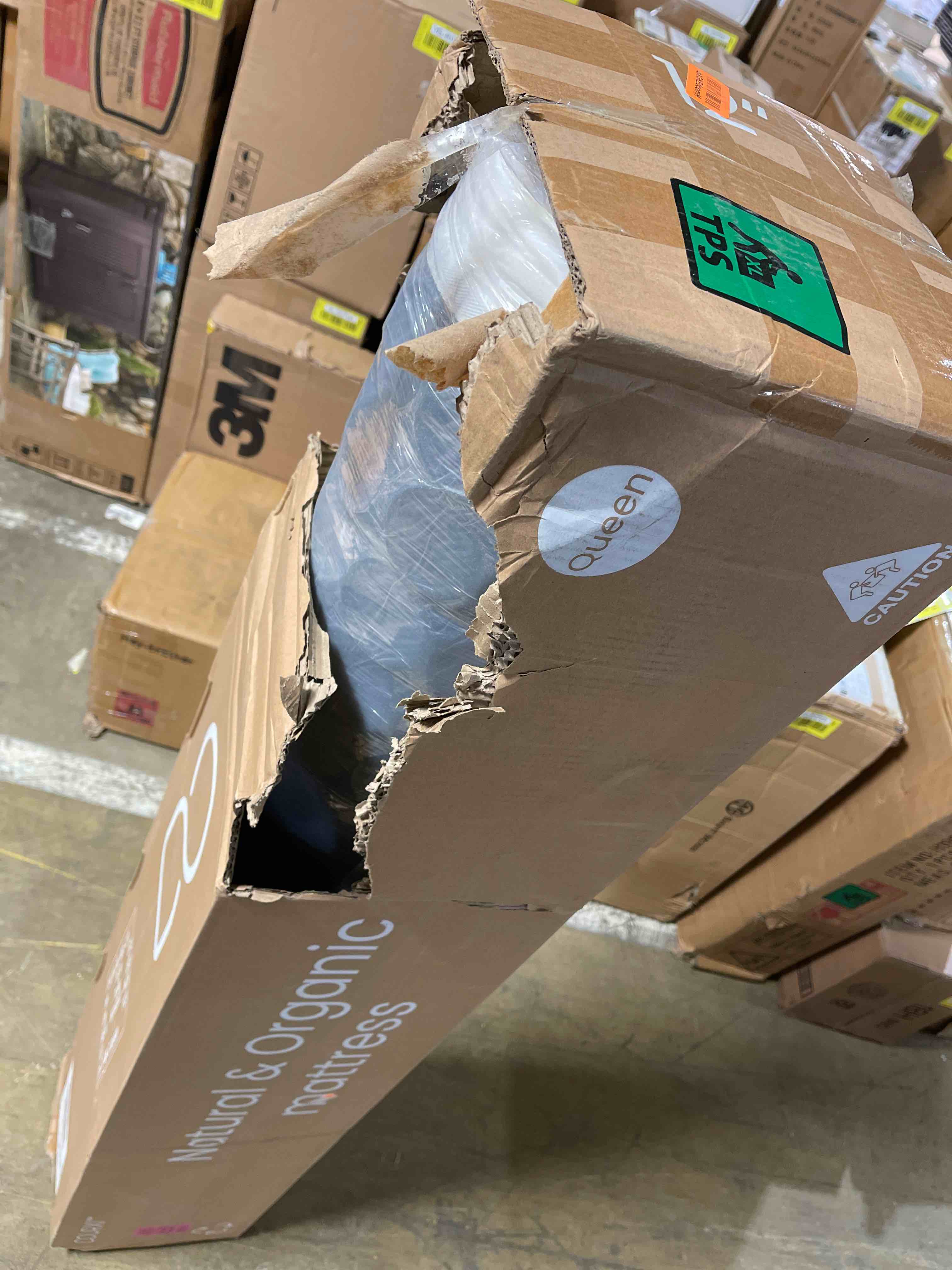 https://s3.amazonaws.com/lotting-images-prod/phillipi/YEL6037451_1711476452808.jpeg