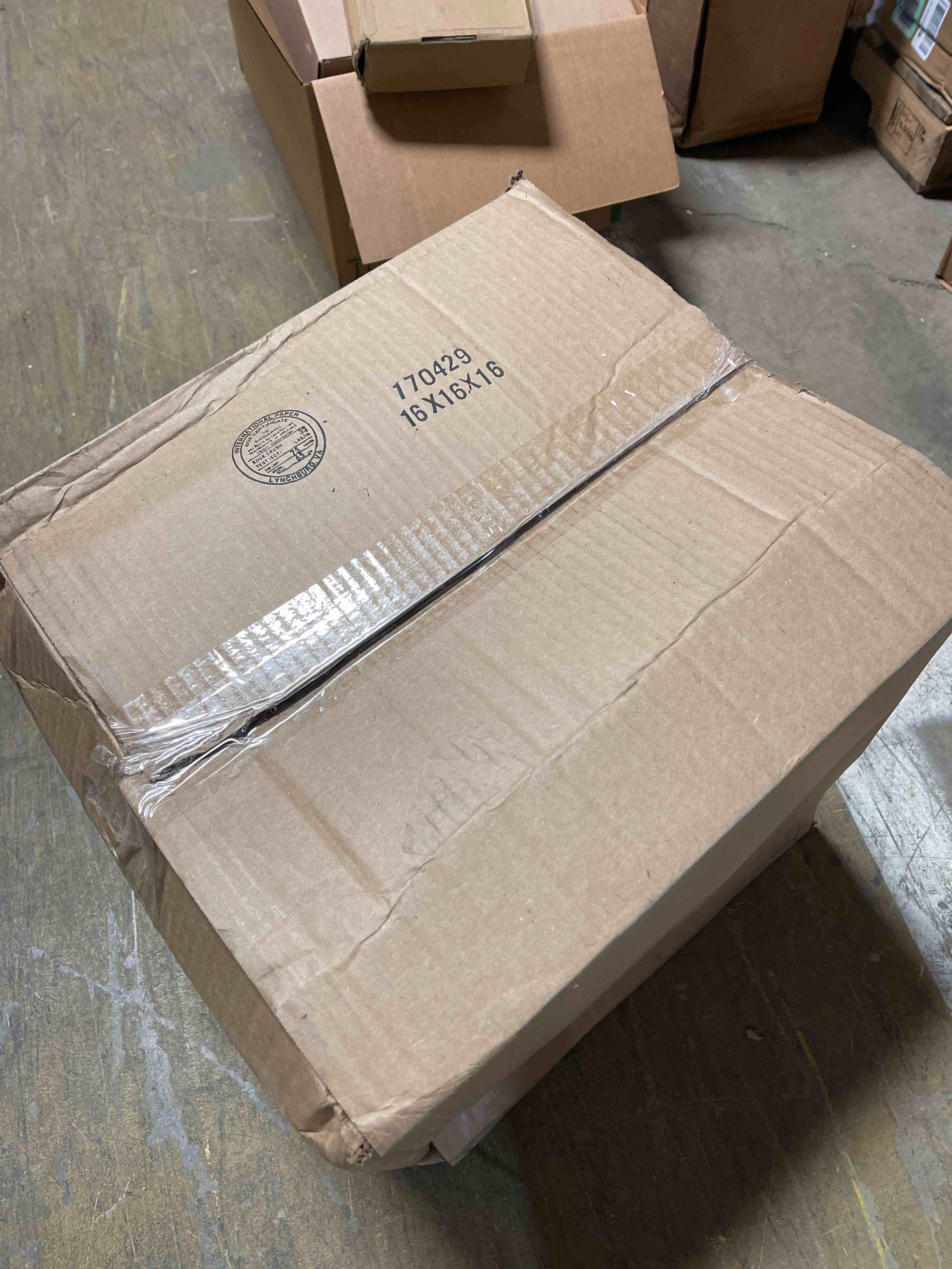 https://s3.amazonaws.com/lotting-images-prod/phillipi/YEL6037459_1711479118424.jpeg
