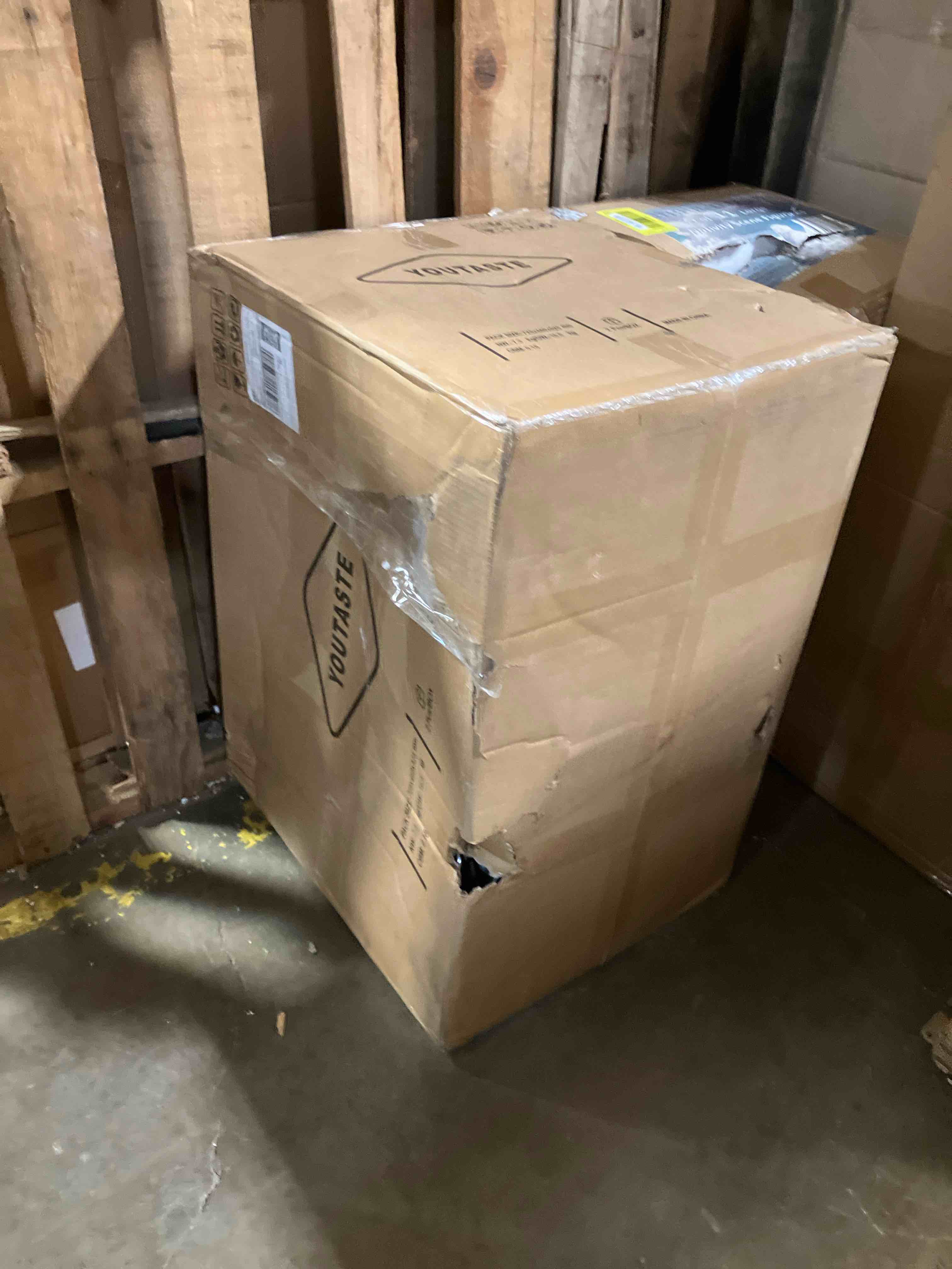 https://s3.amazonaws.com/lotting-images-prod/phillipi/YEL6037844_1711739129244.jpeg