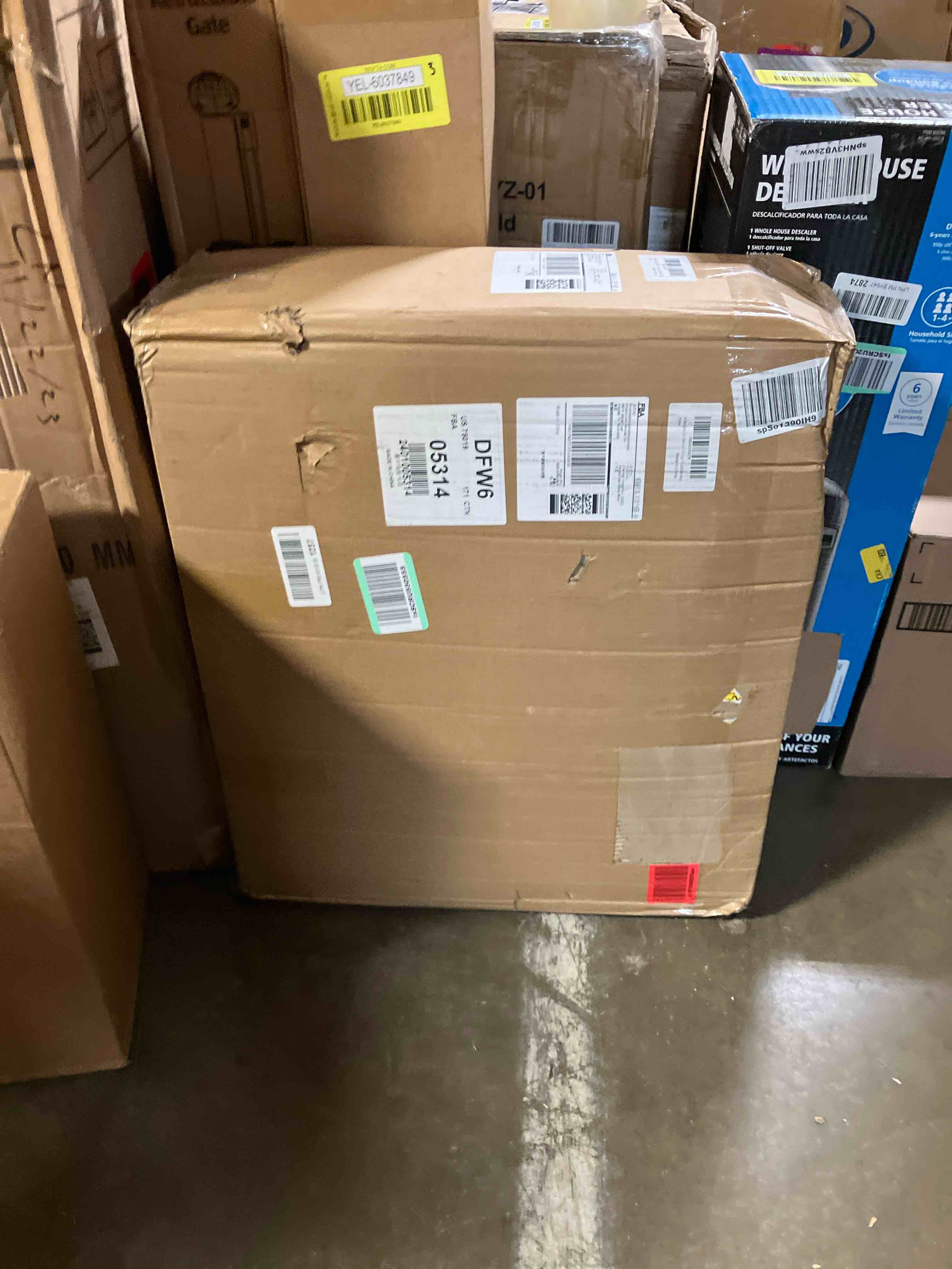 https://s3.amazonaws.com/lotting-images-prod/phillipi/YEL6037853_1711741897492.jpeg
