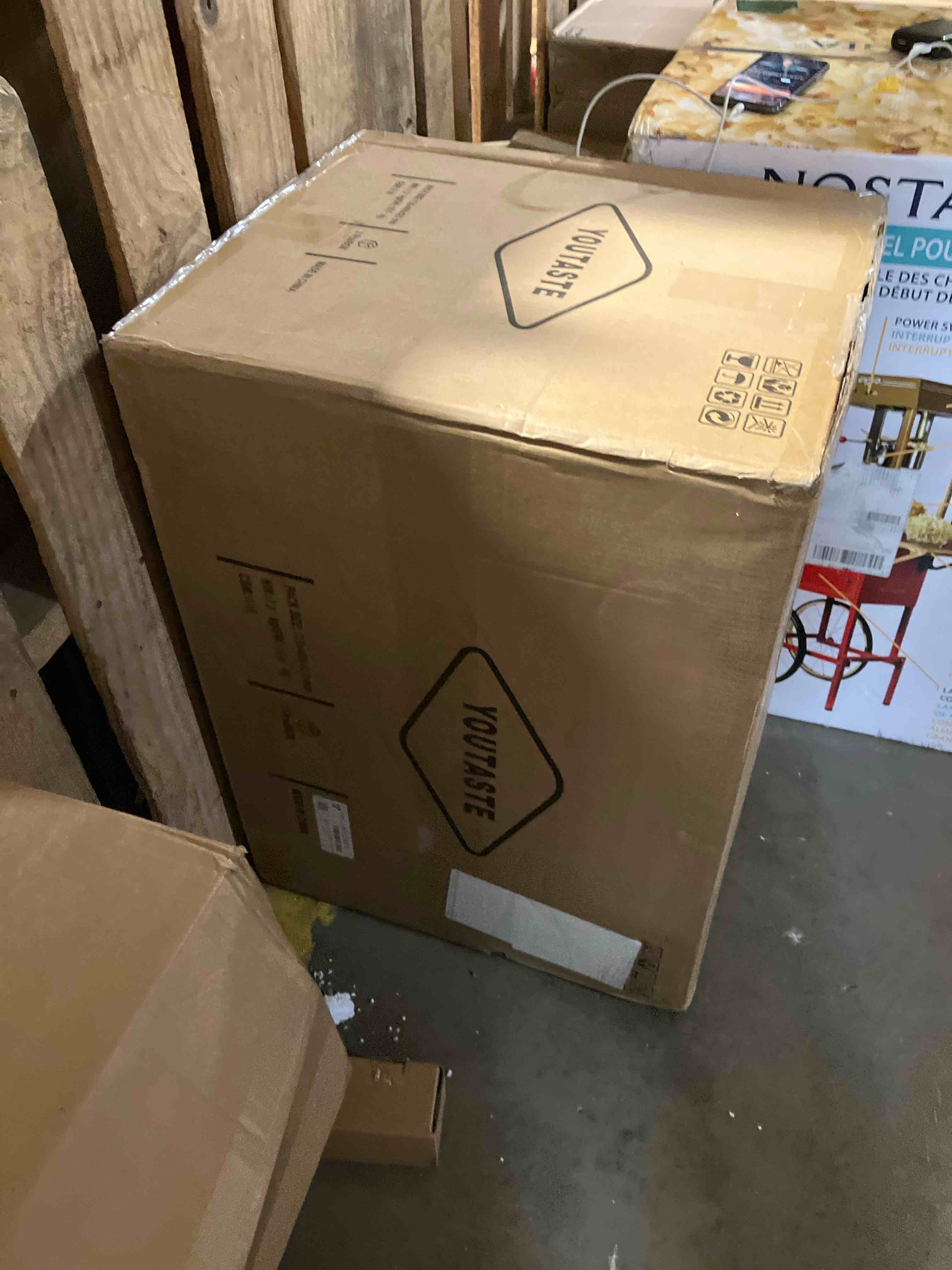 https://s3.amazonaws.com/lotting-images-prod/phillipi/YEL6037885_1711748028429.jpeg
