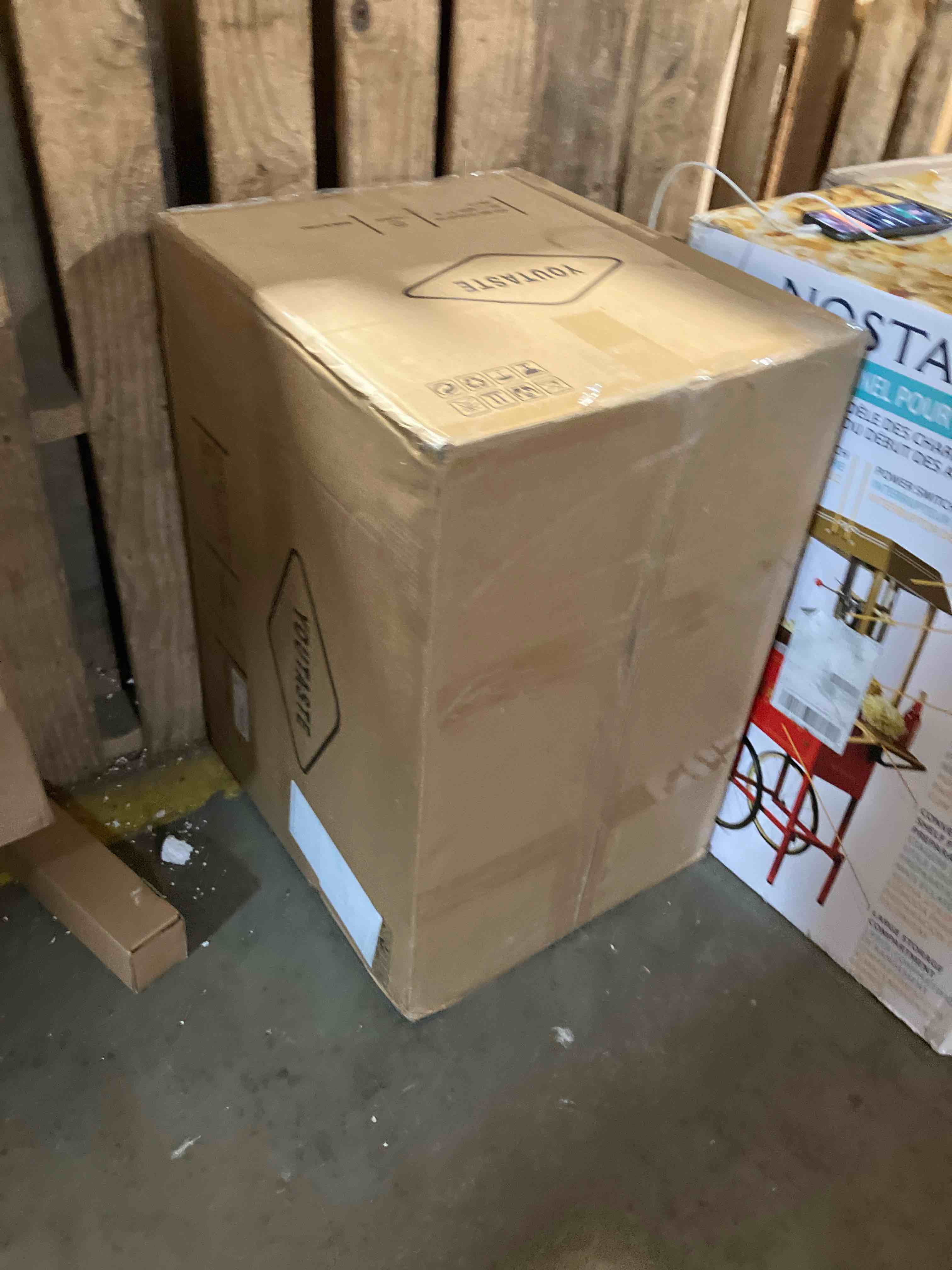https://s3.amazonaws.com/lotting-images-prod/phillipi/YEL6037885_1711748030410.jpeg