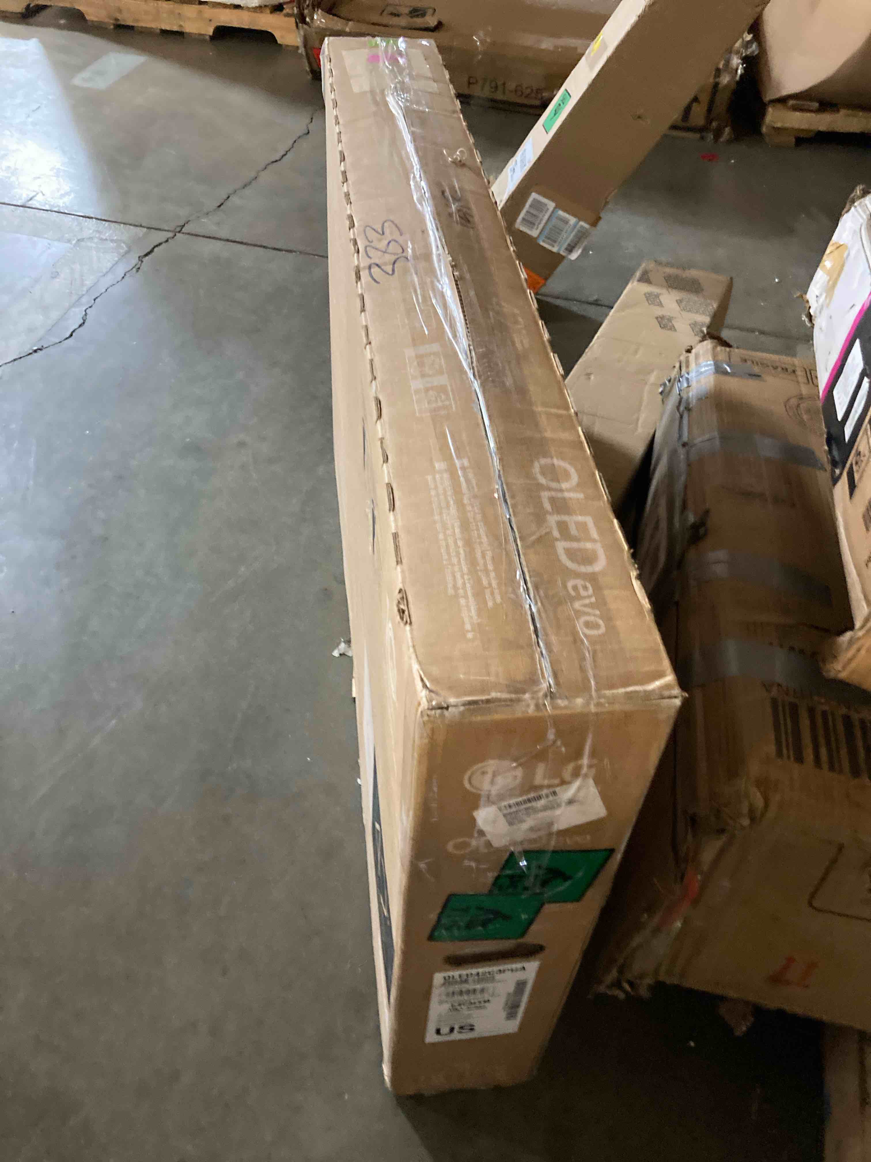 https://s3.amazonaws.com/lotting-images-prod/phillipi/YEL6039448_1716476205011.jpeg