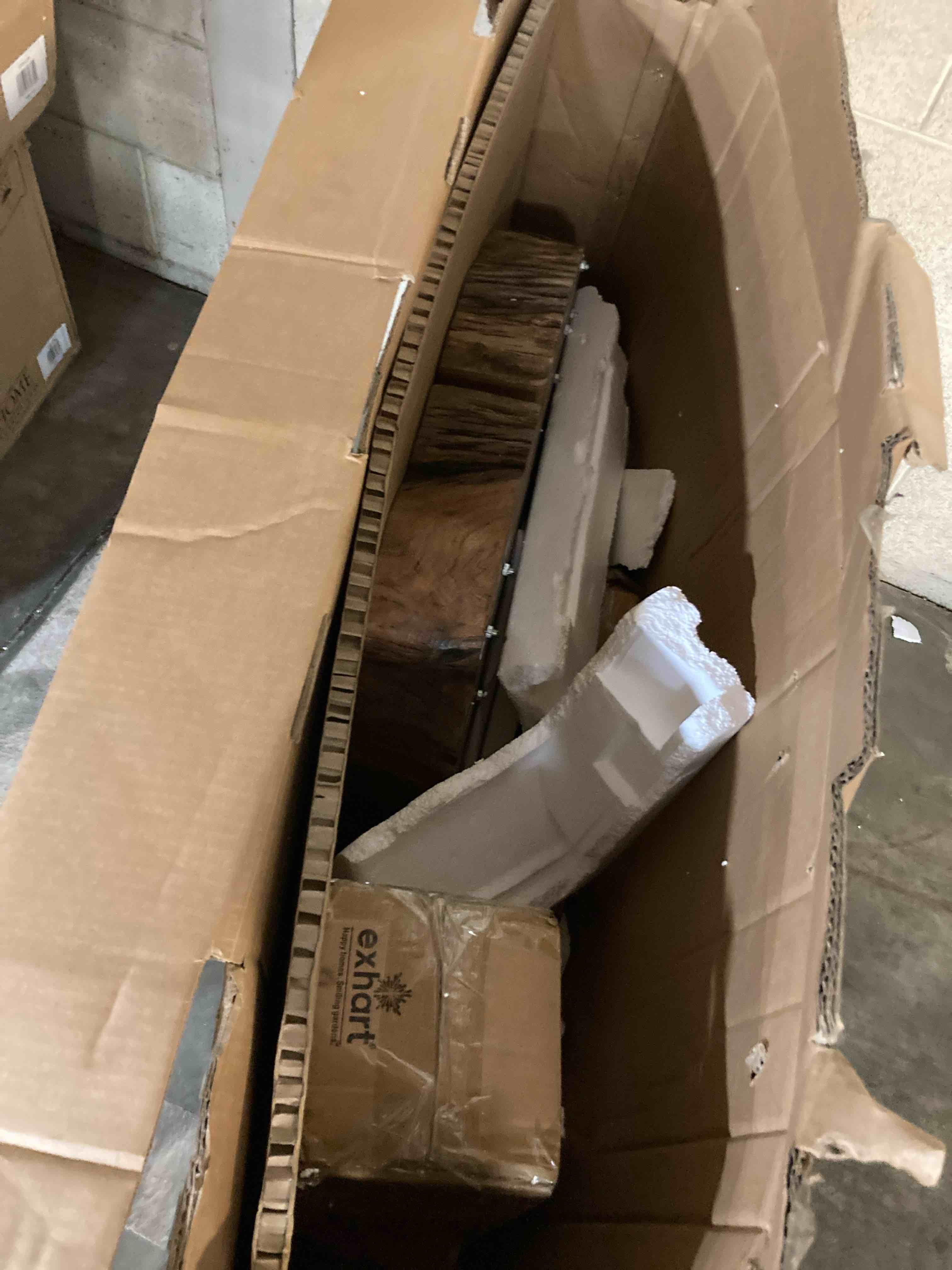 https://s3.amazonaws.com/lotting-images-prod/phillipi/YEL6039455_1716486039008.jpeg