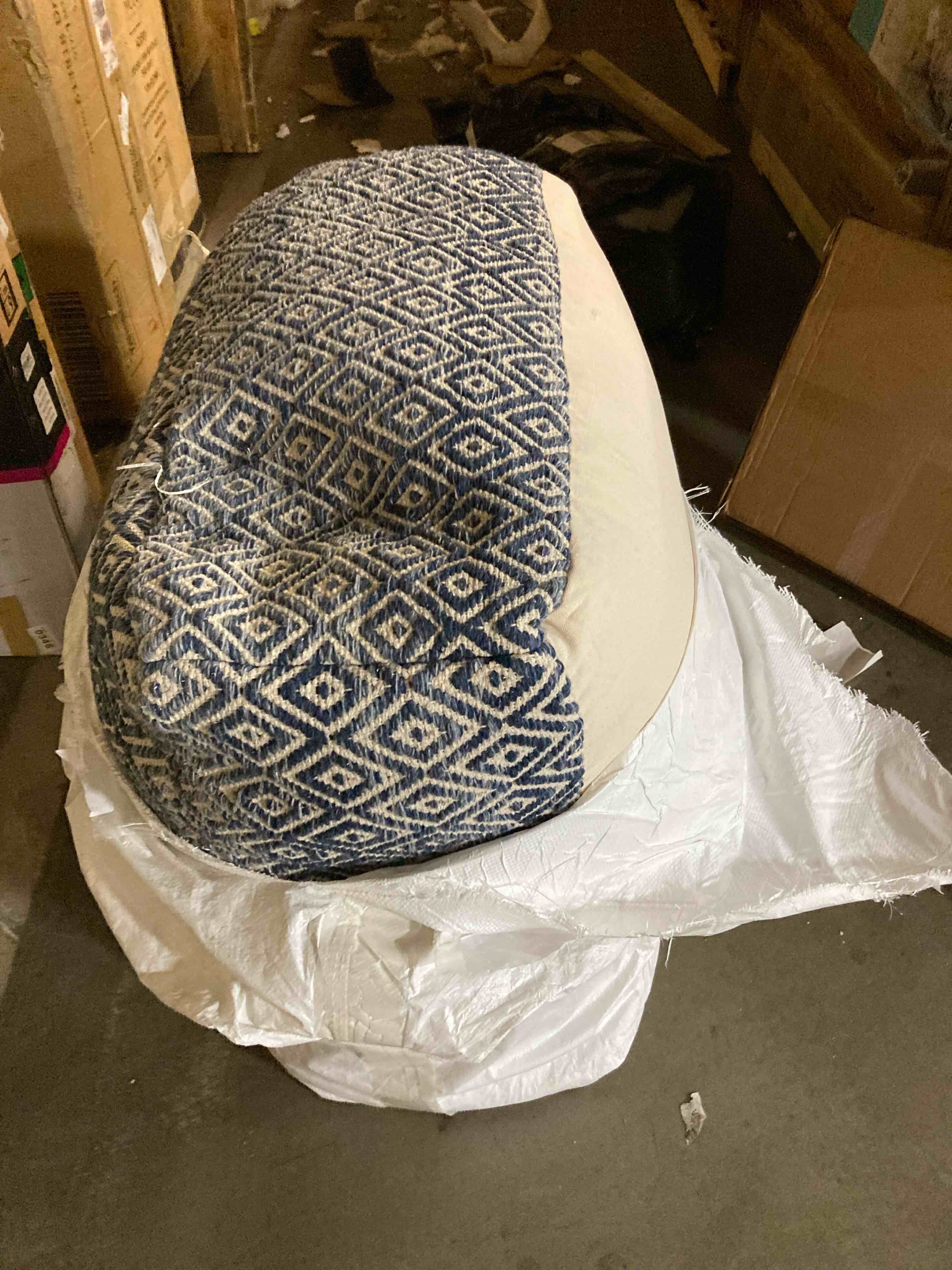 https://s3.amazonaws.com/lotting-images-prod/phillipi/YEL6039458_1716487298272.jpeg