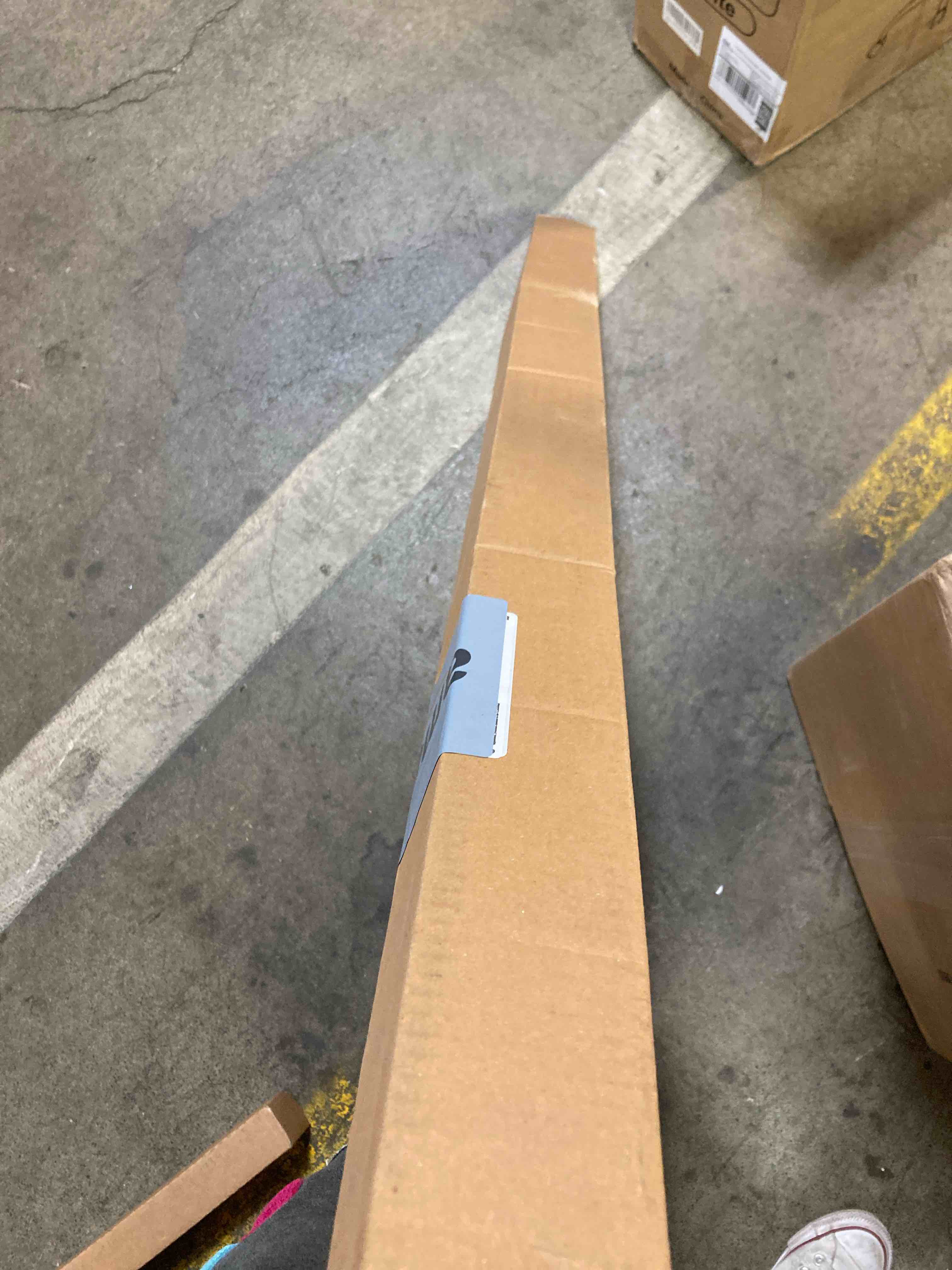 https://s3.amazonaws.com/lotting-images-prod/phillipi/YEL6040323_1720637789563.jpeg