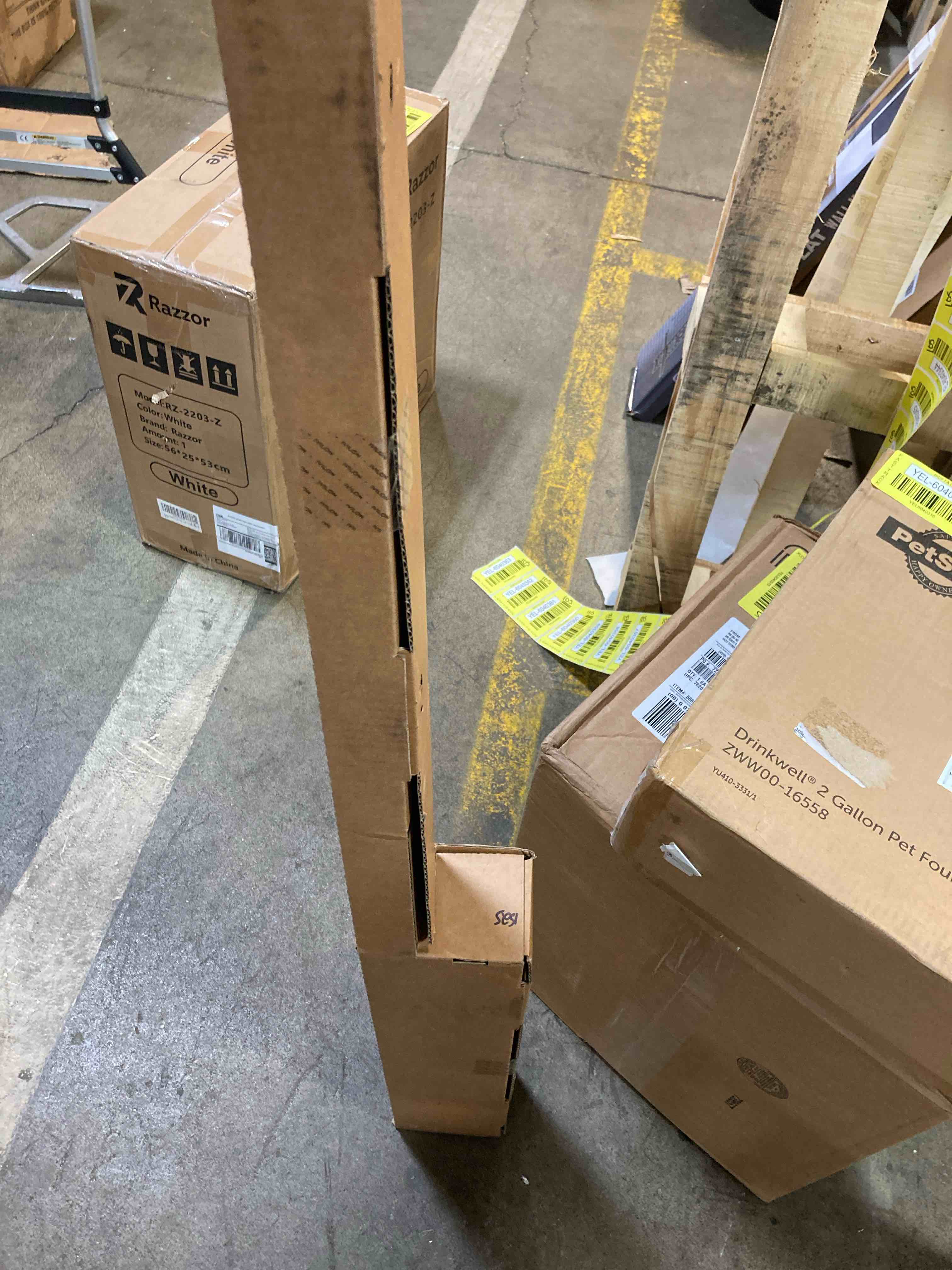 https://s3.amazonaws.com/lotting-images-prod/phillipi/YEL6040324_1720637838788.jpeg