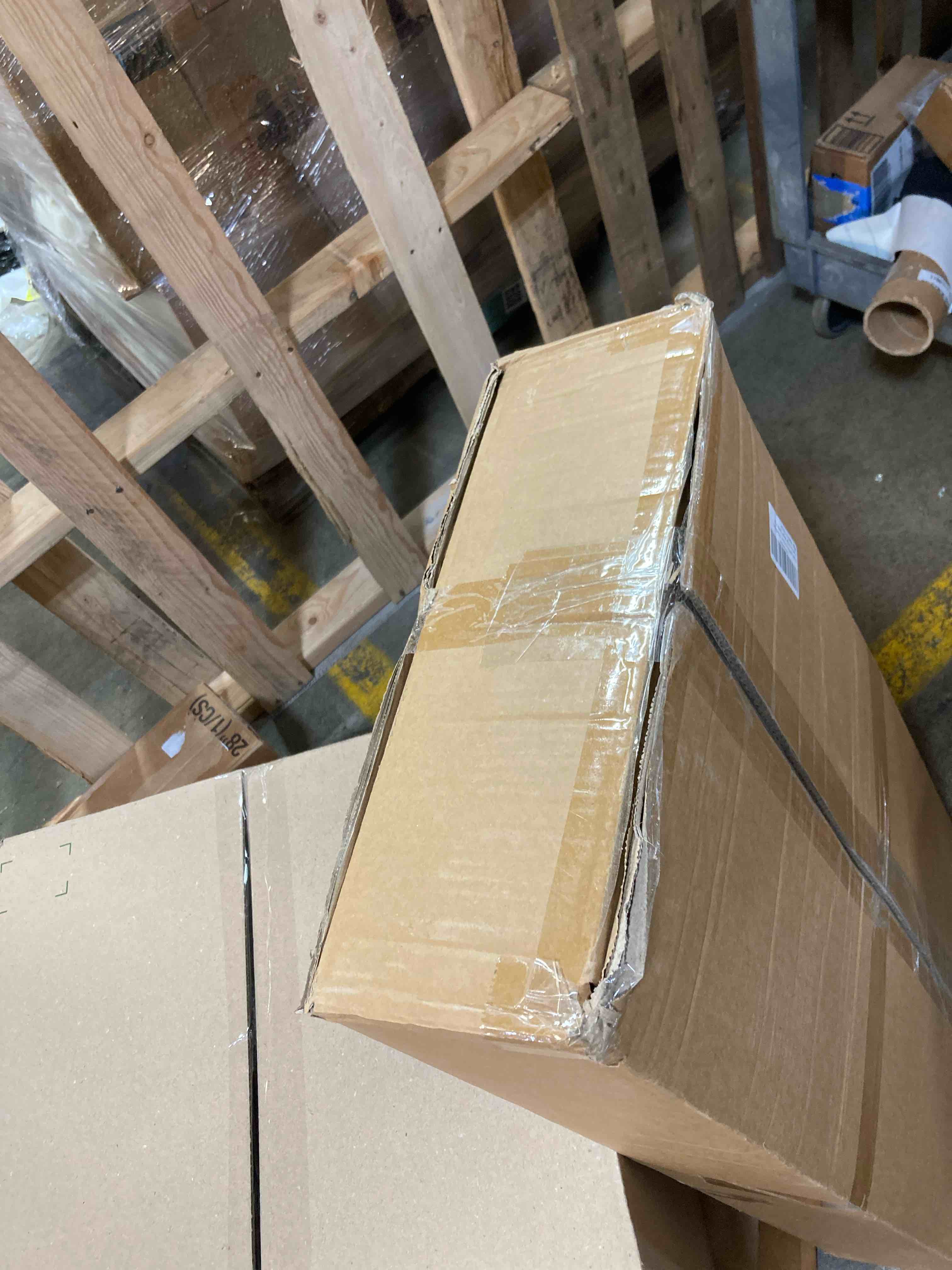 https://s3.amazonaws.com/lotting-images-prod/phillipi/YEL6040332_1720639165265.jpeg