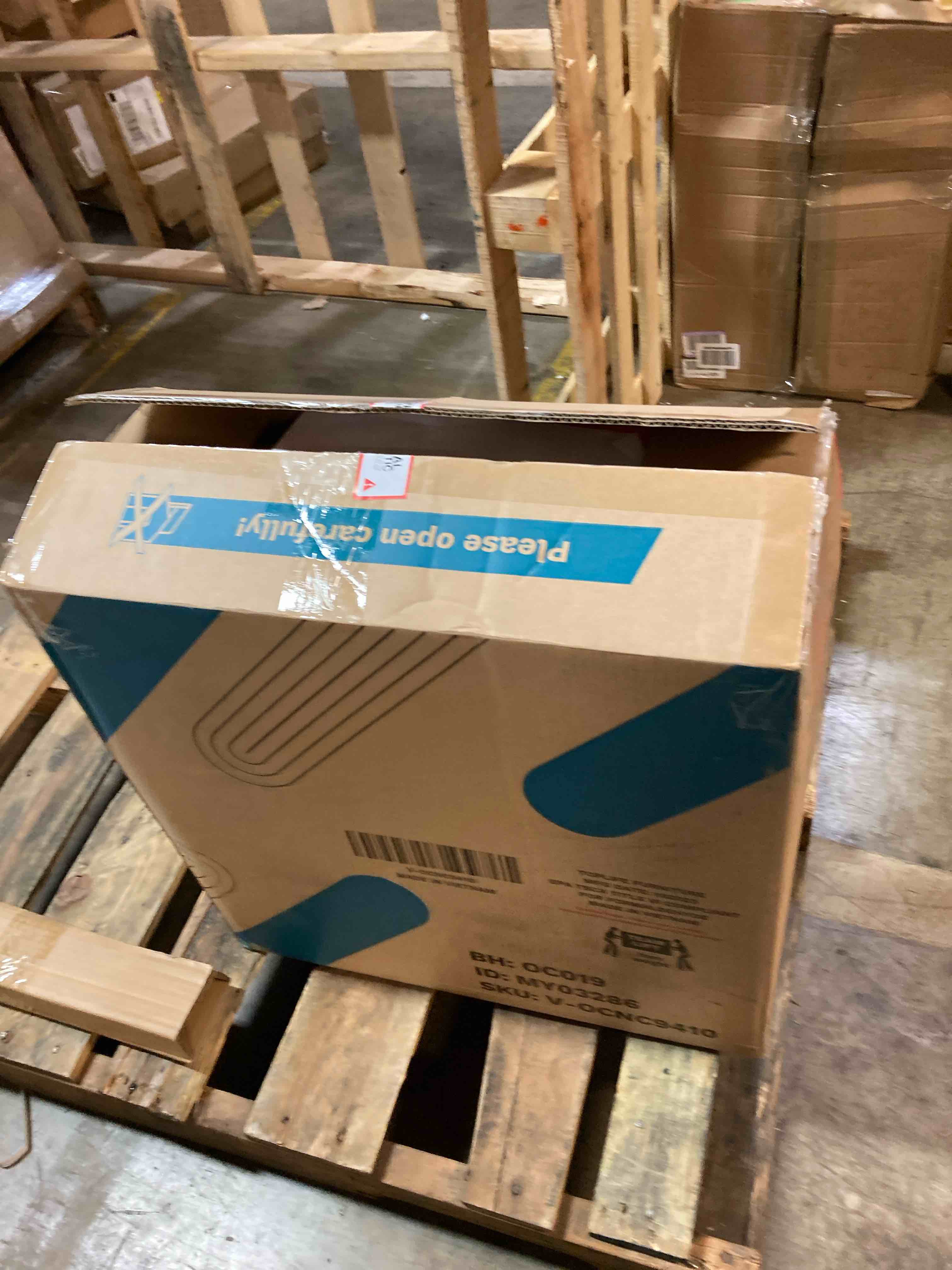 https://s3.amazonaws.com/lotting-images-prod/phillipi/YEL6040399_1720642396171.jpeg