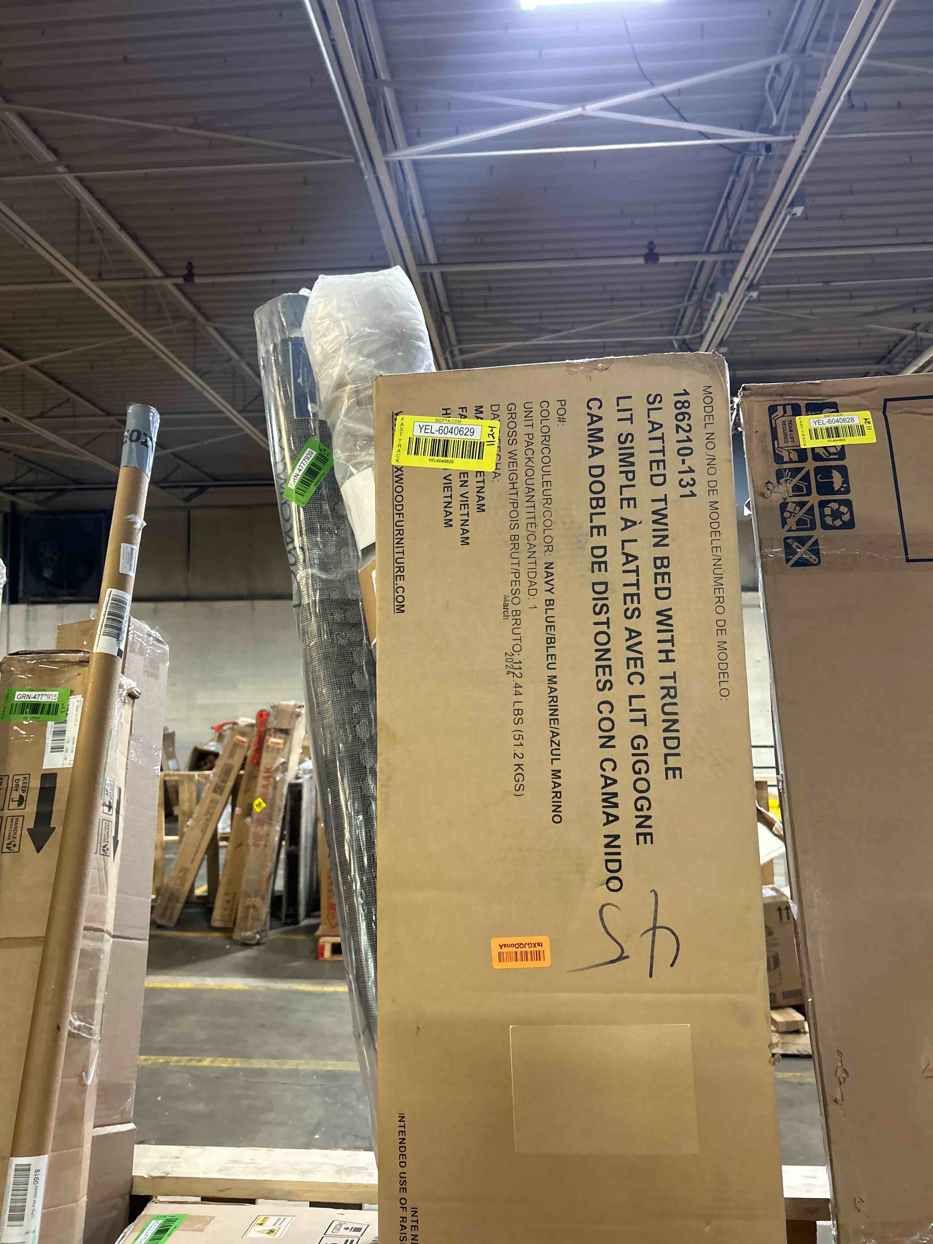 https://s3.amazonaws.com/lotting-images-prod/phillipi/YEL6040629_1721075317609.jpeg