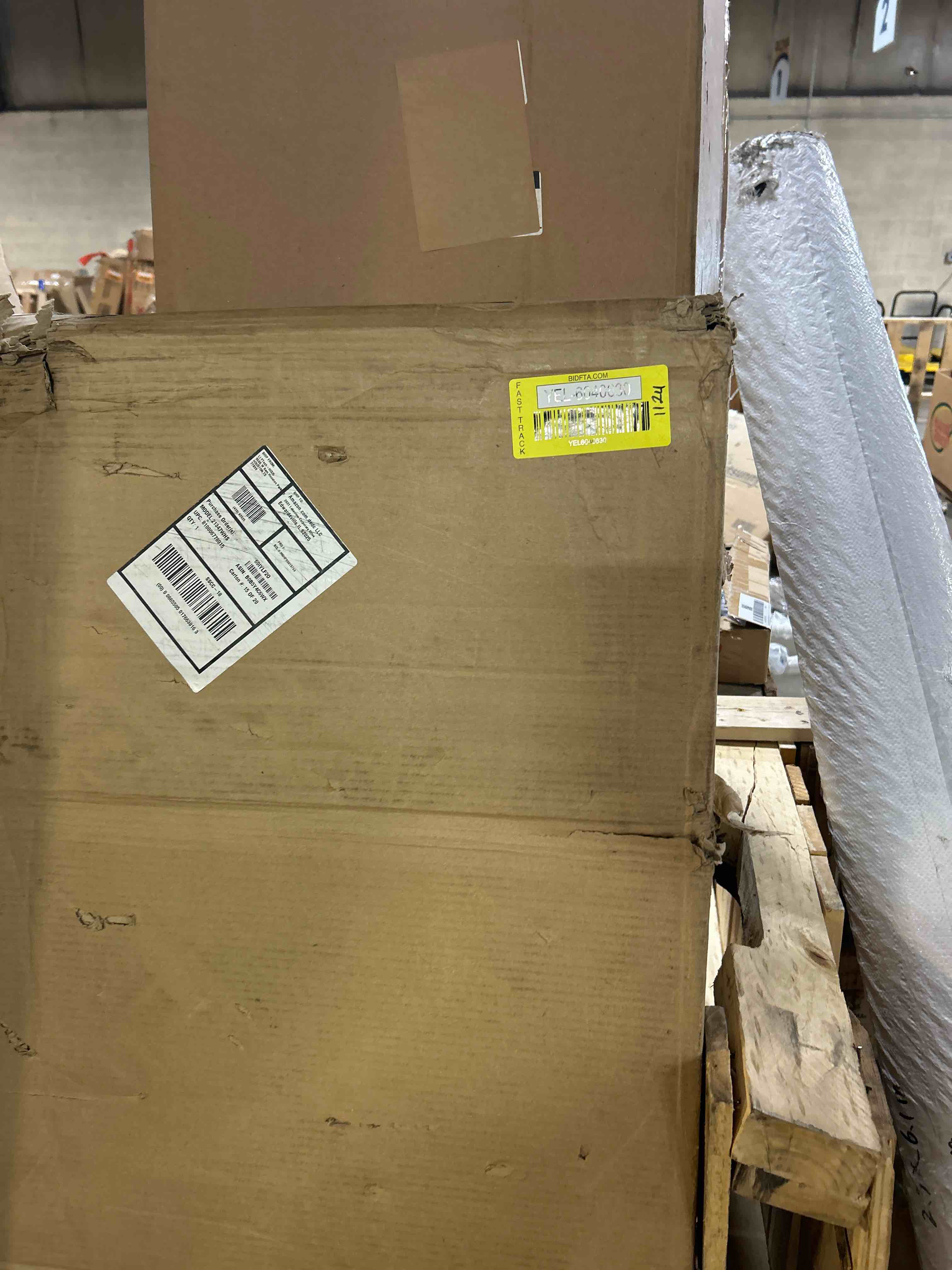 https://s3.amazonaws.com/lotting-images-prod/phillipi/YEL6040630_1721075500216.jpeg