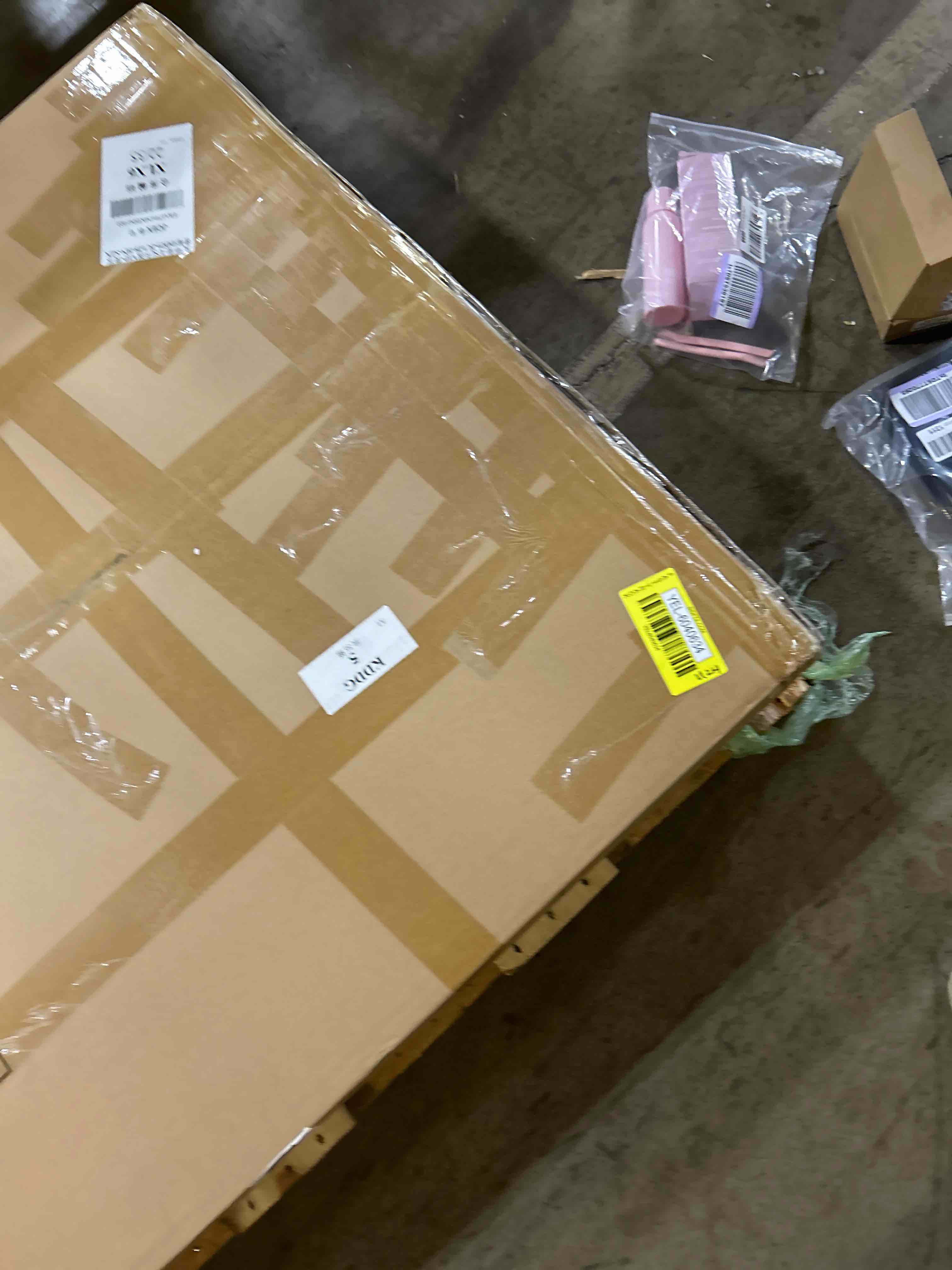https://s3.amazonaws.com/lotting-images-prod/phillipi/YEL6040634_1721077472990.jpeg