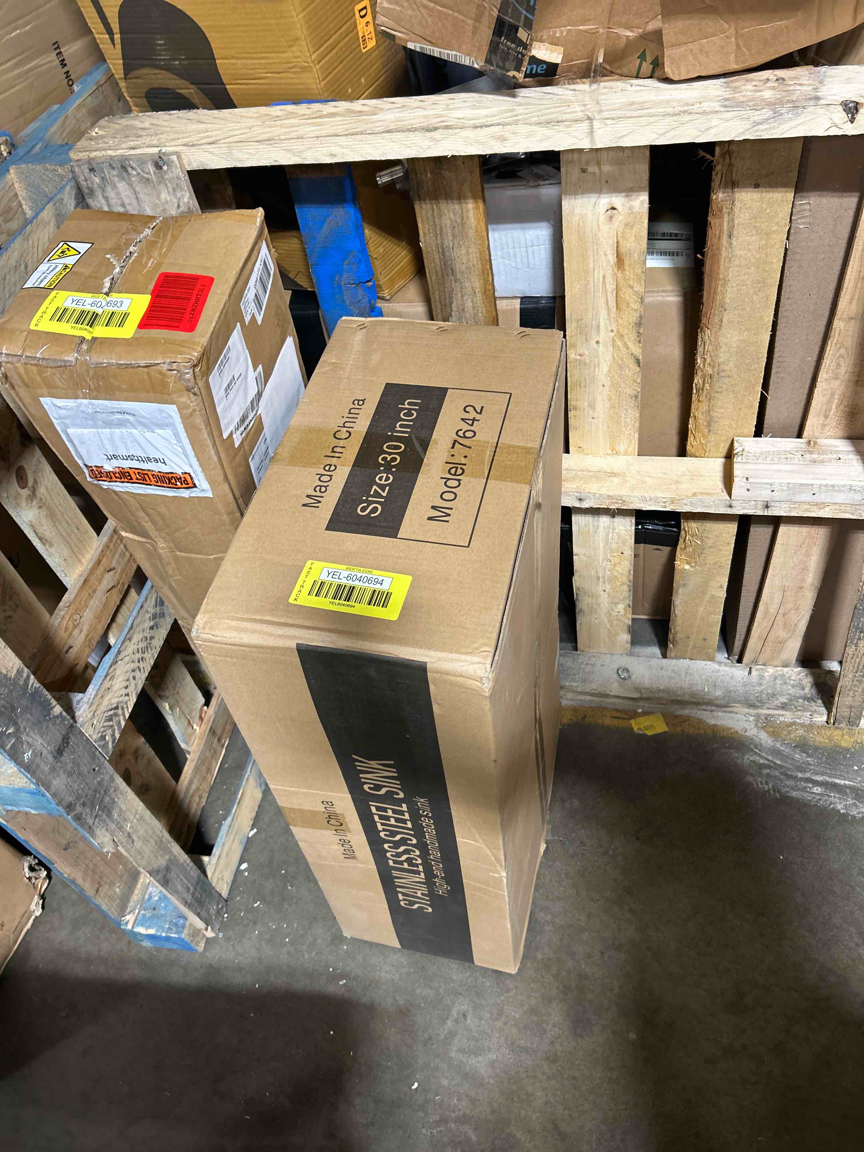 https://s3.amazonaws.com/lotting-images-prod/phillipi/YEL6040694_1722288018038.jpeg