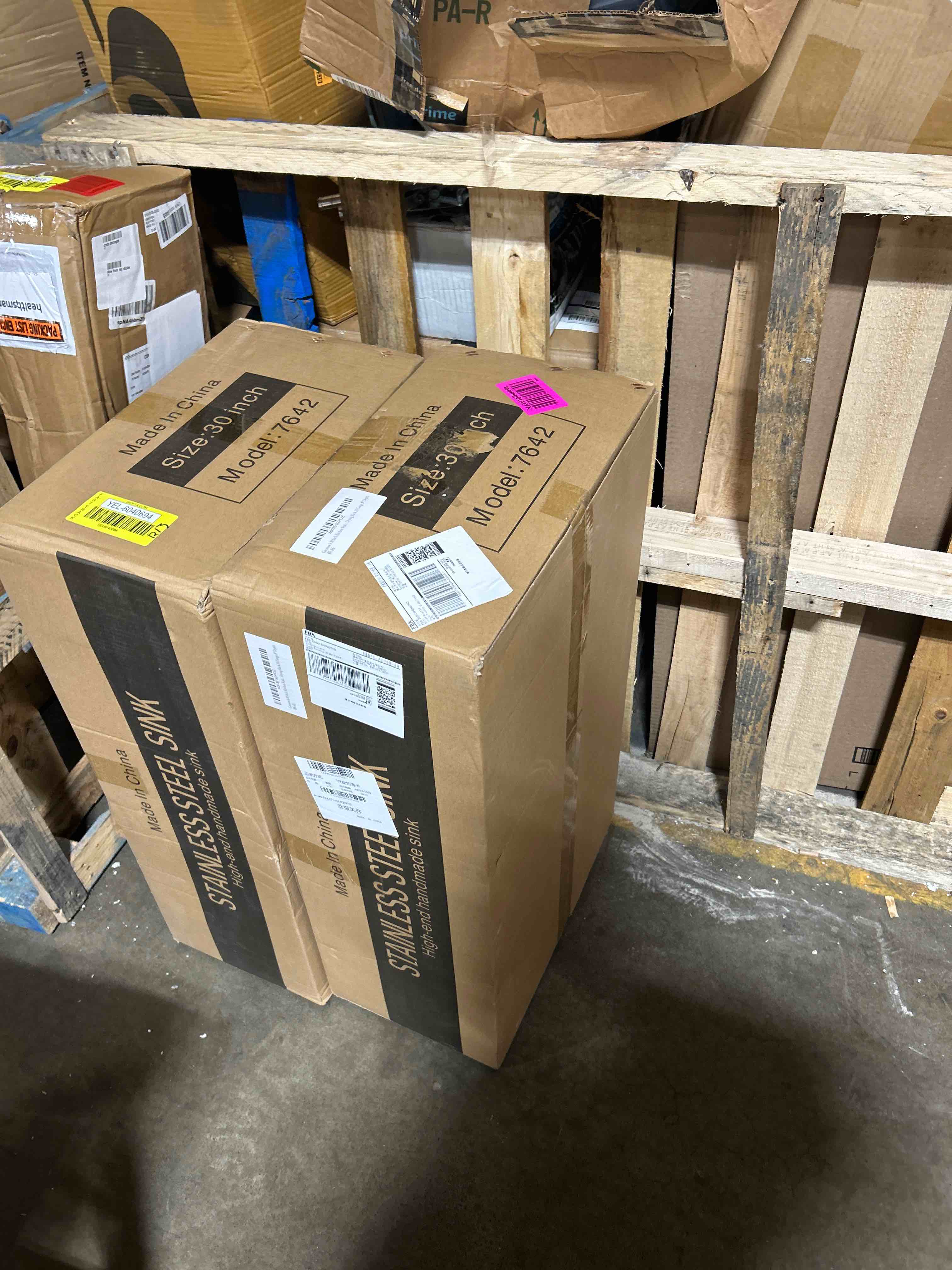 https://s3.amazonaws.com/lotting-images-prod/phillipi/YEL6040695_1722288154481.jpeg