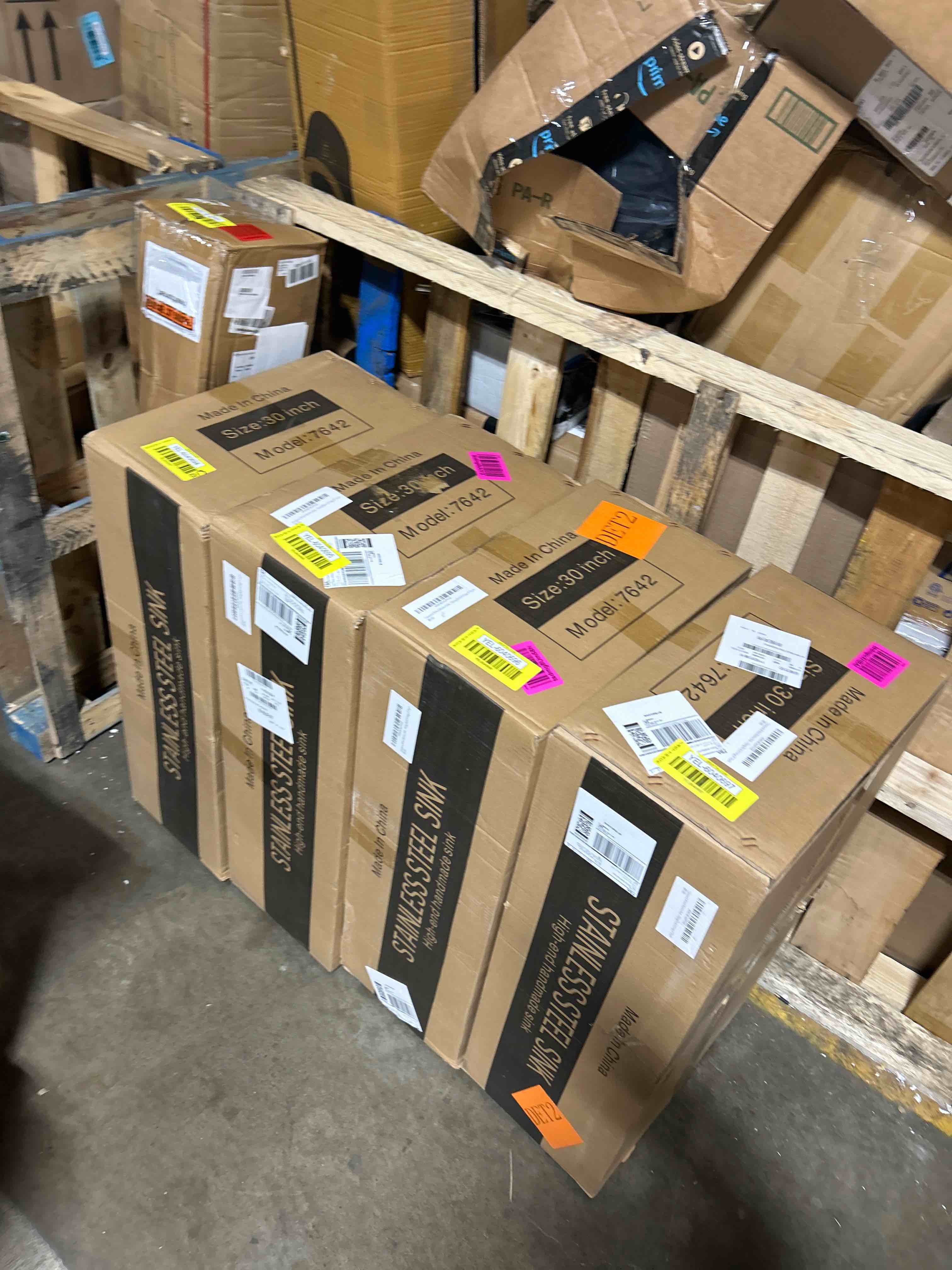 https://s3.amazonaws.com/lotting-images-prod/phillipi/YEL6040697_1722288324807.jpeg