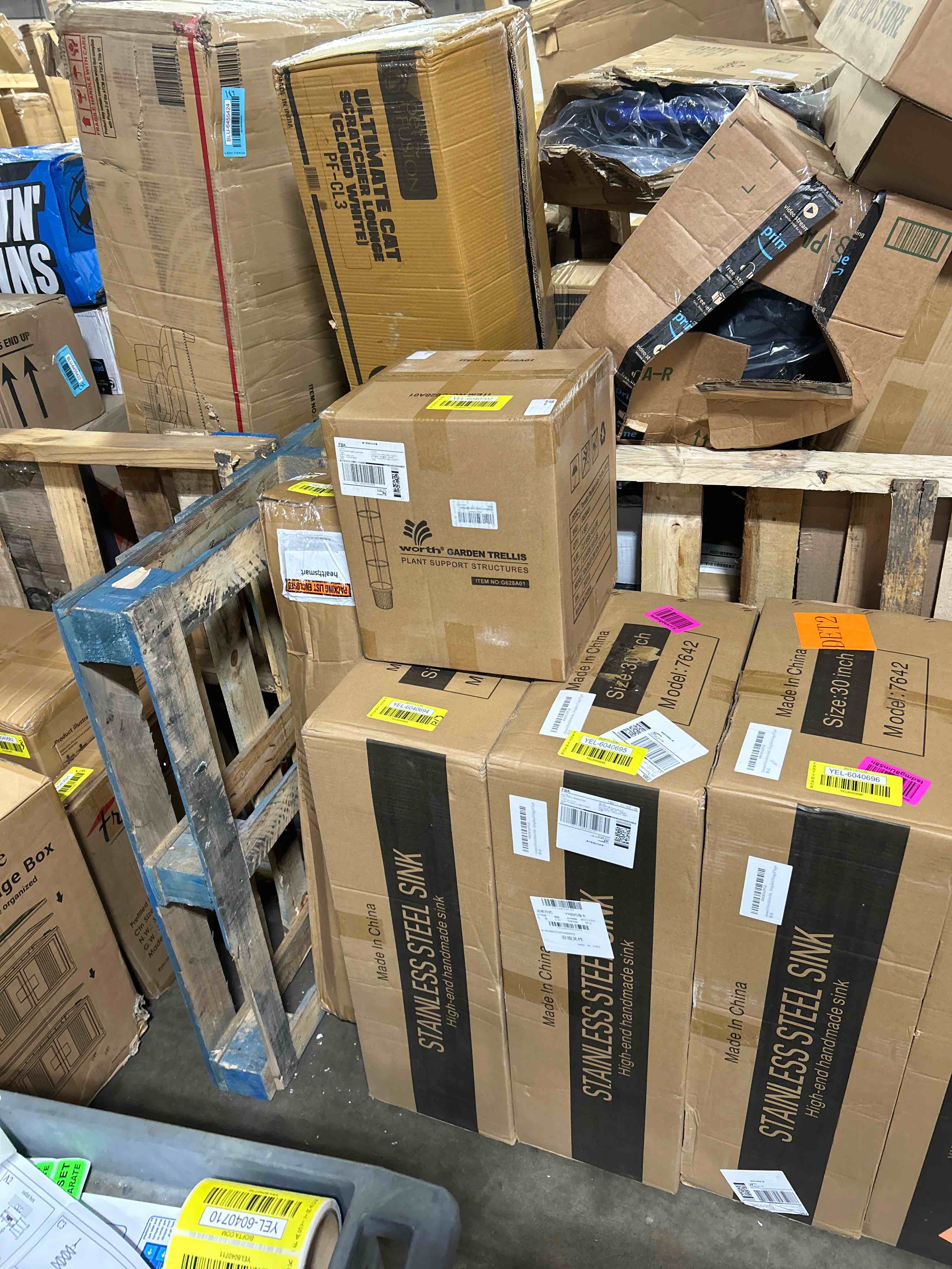https://s3.amazonaws.com/lotting-images-prod/phillipi/YEL6040702_1722288765369.jpeg