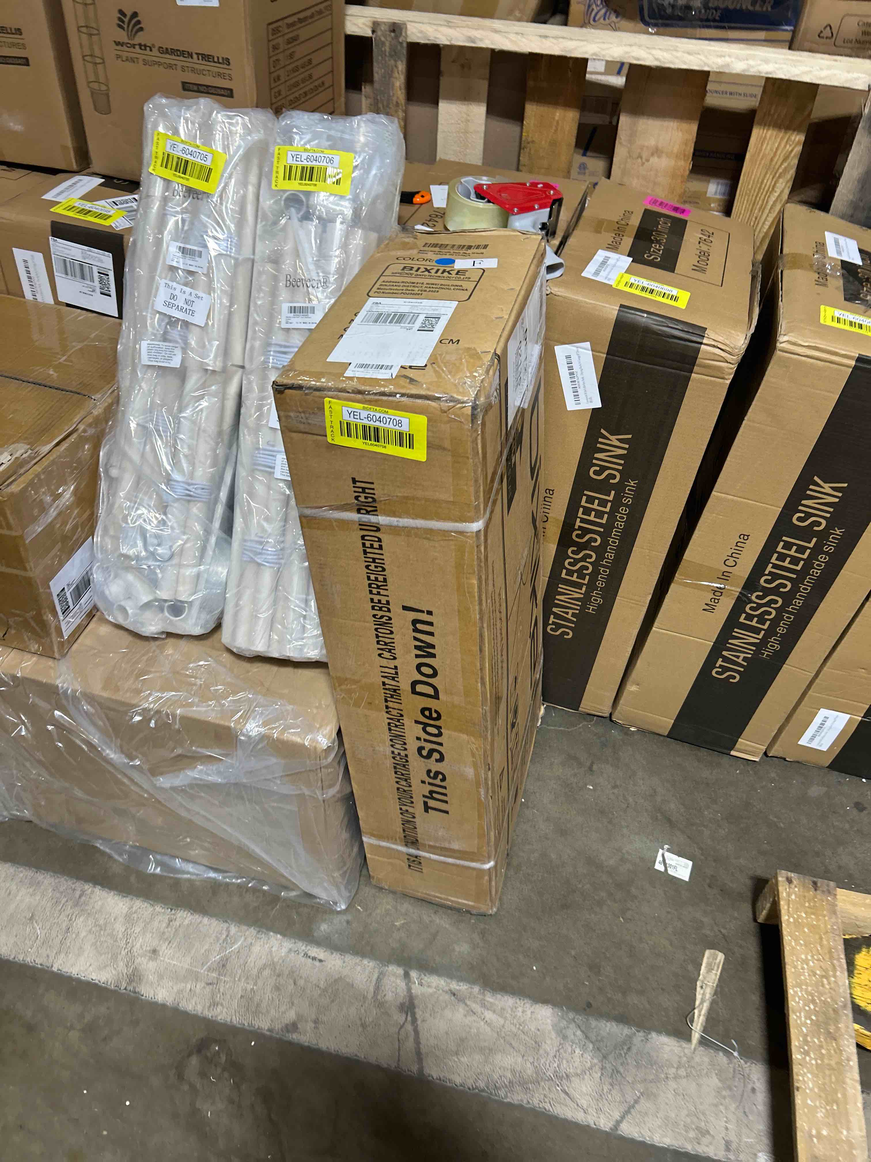https://s3.amazonaws.com/lotting-images-prod/phillipi/YEL6040708_1722289622734.jpeg